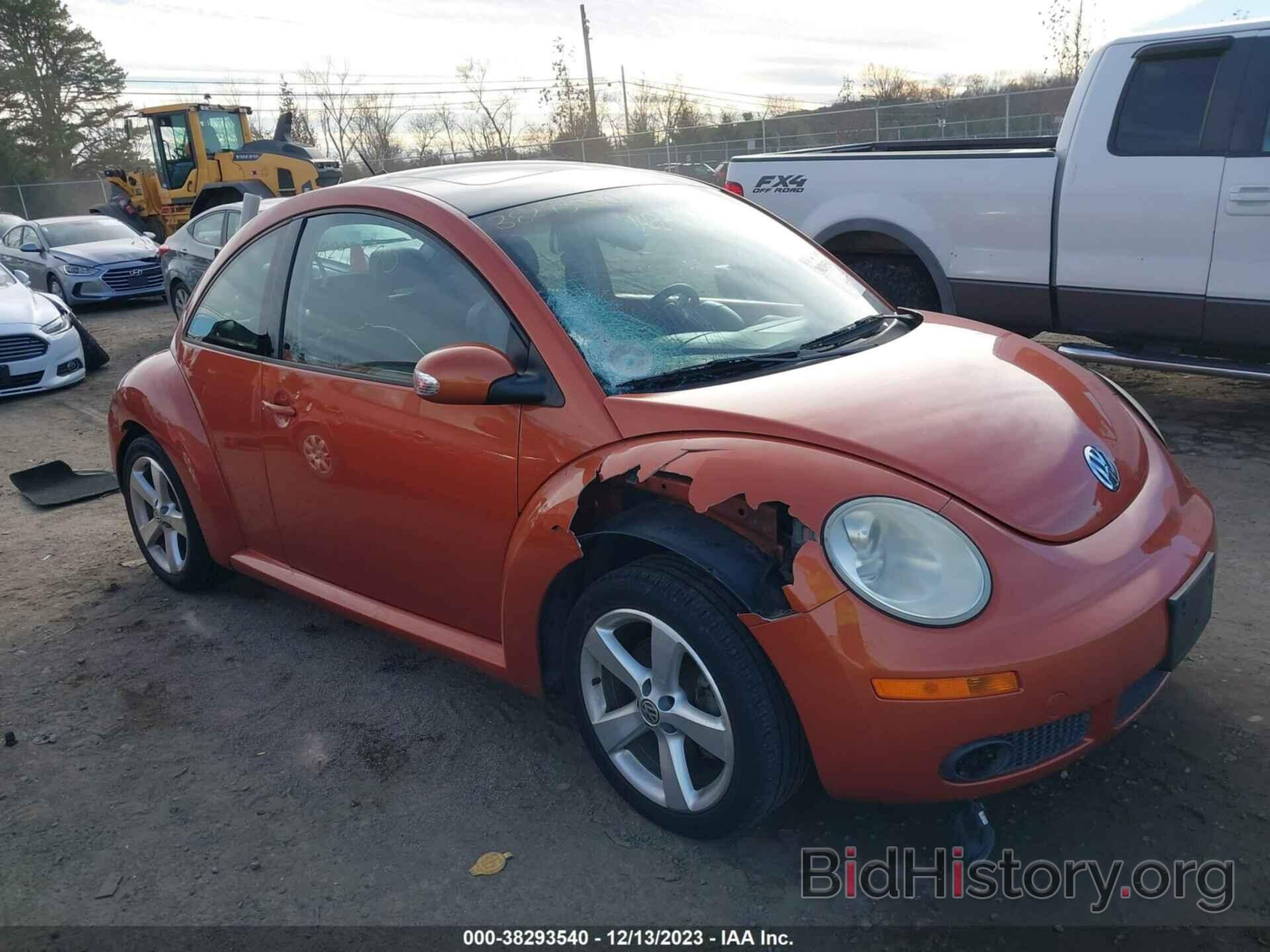 Photo 3VWRG3AG8AM031668 - VOLKSWAGEN NEW BEETLE 2010