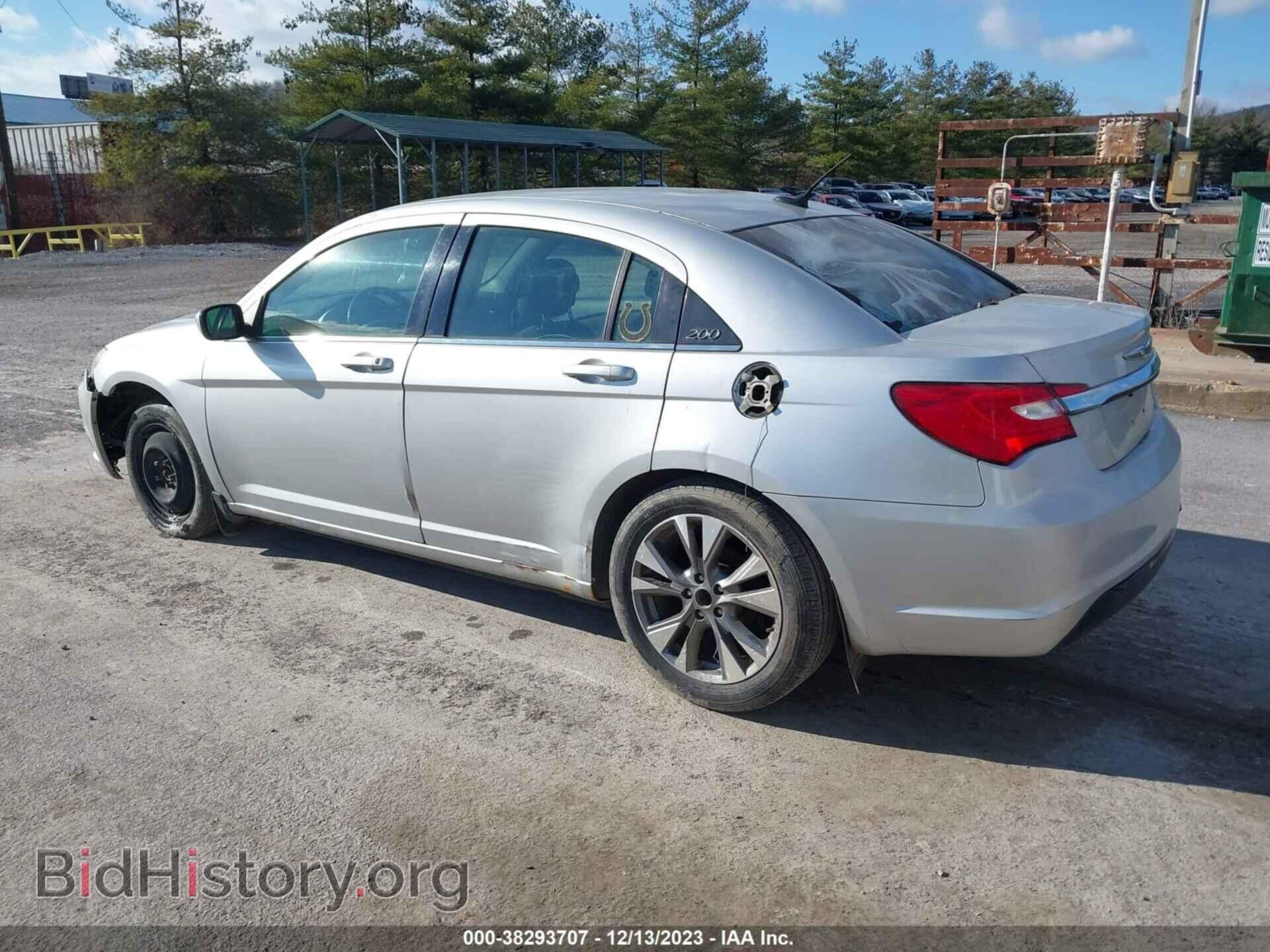 2012 CHRYSLER 200 - VIN: 1C3CCBBG4CN276977 - Фото 3