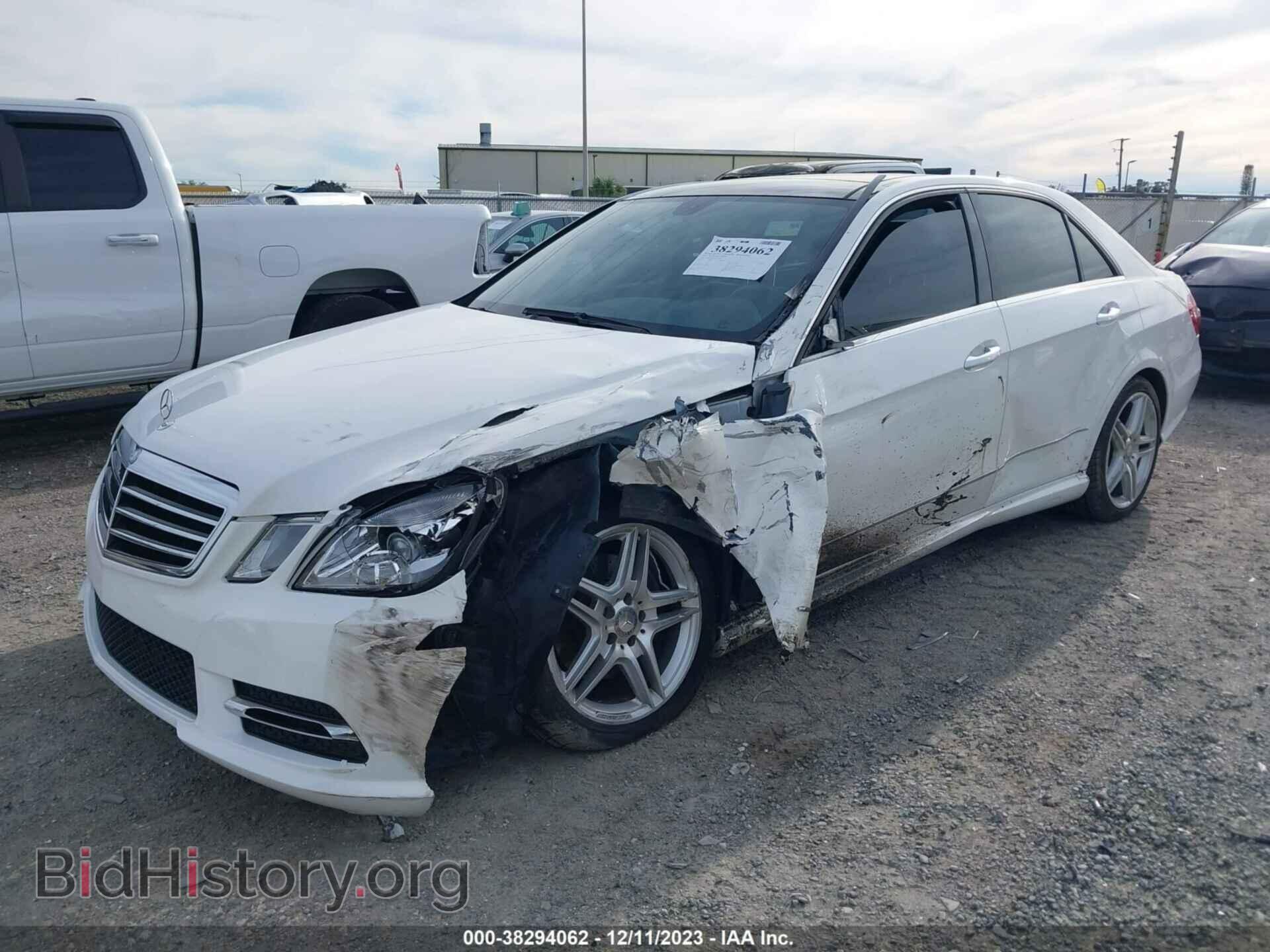 2013 MERCEDES-BENZ E - VIN: WDDHF5KB1DA729384 - Фото 2