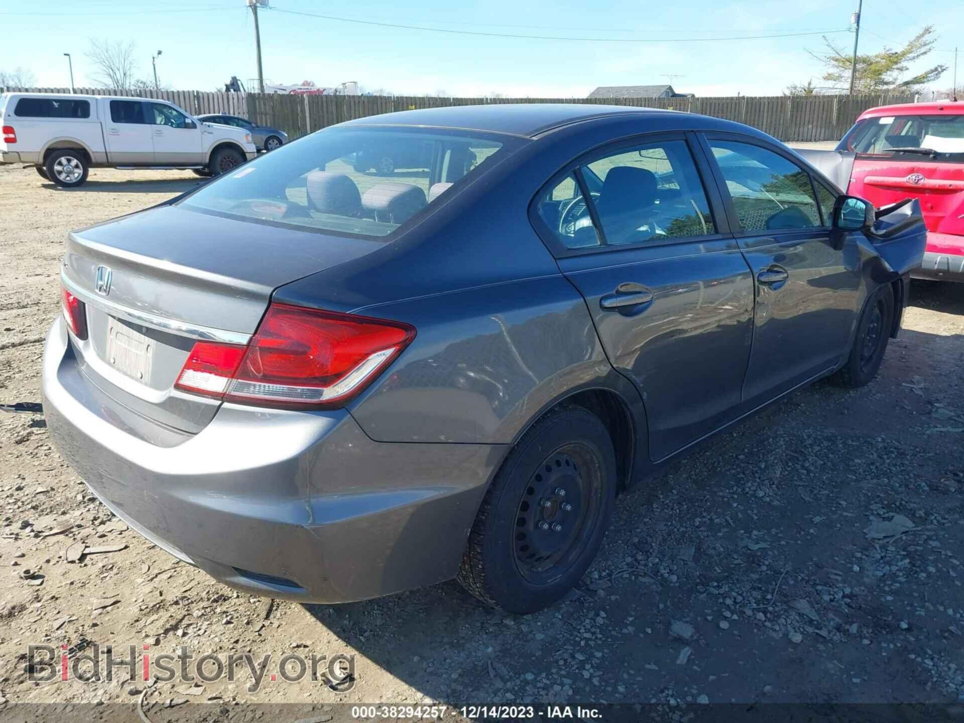 2013 HONDA CIVIC - VIN: 2HGFB2F56DH523111 - Фото 4