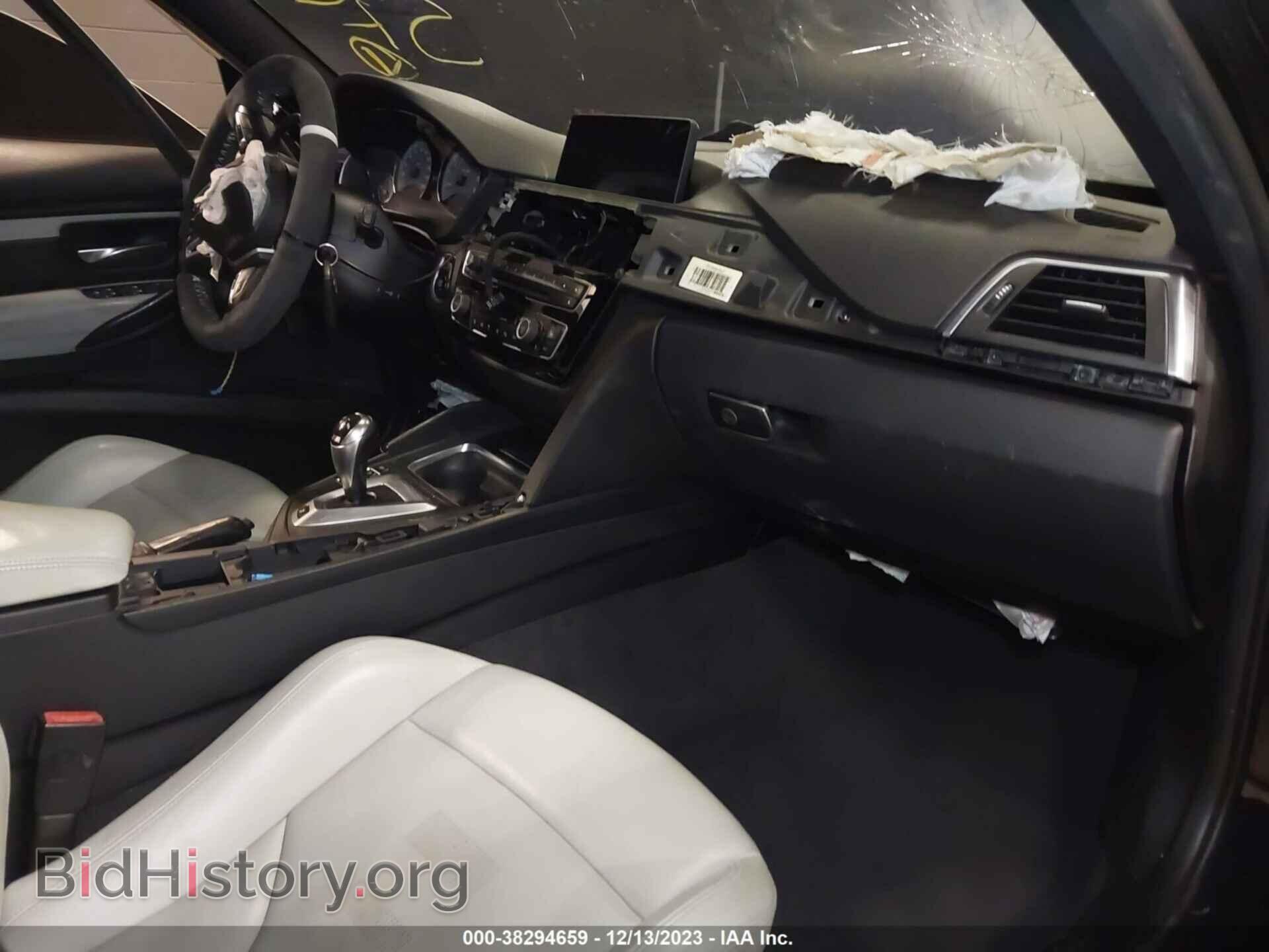 2016 BMW M3 - VIN: WBS8M9C50G5D30698 - Photo 5