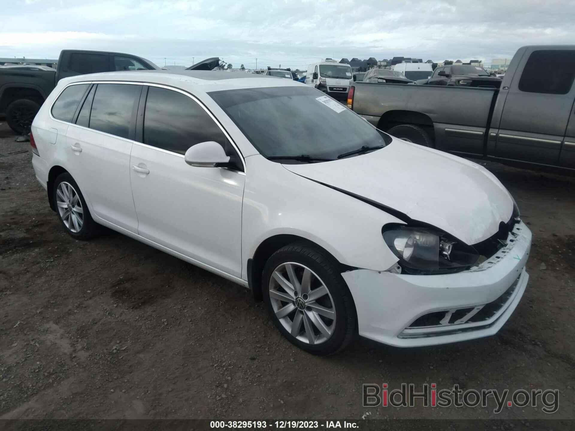 Photo 3VWPL7AJ9BM660380 - VOLKSWAGEN JETTA SPORTWAGEN 2011