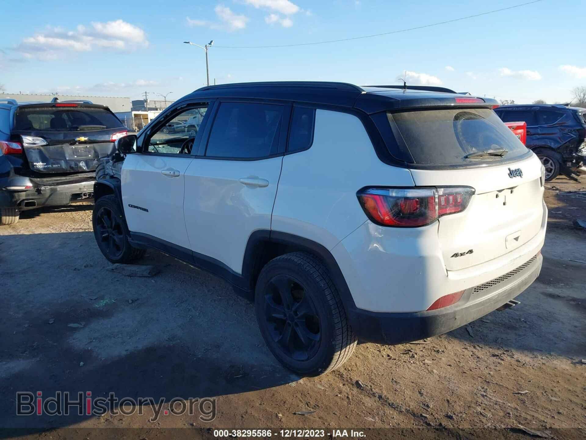 2018 JEEP COMPASS - VIN: 3C4NJDBB2JT395179 - Фото 3