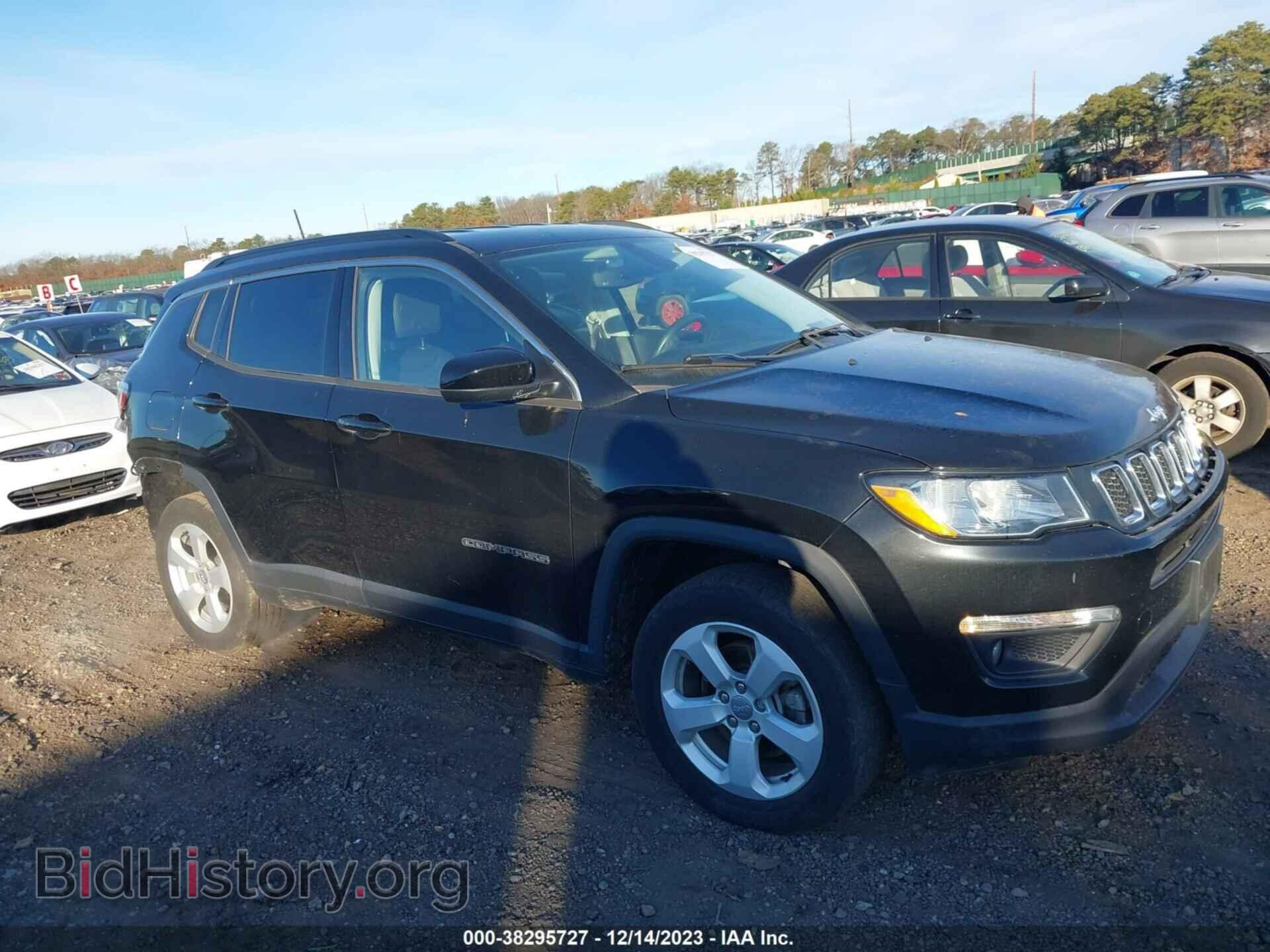 Фотография 3C4NJDBB3MT576361 - JEEP COMPASS 2021