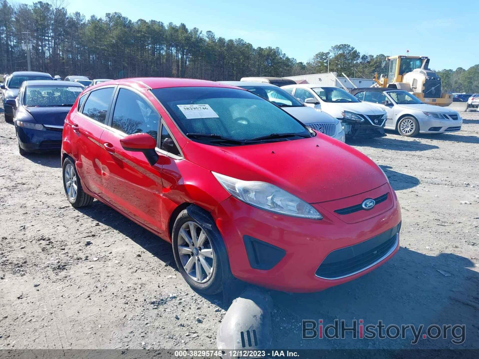 Photo 3FADP4EJ4CM117674 - FORD FIESTA 2012