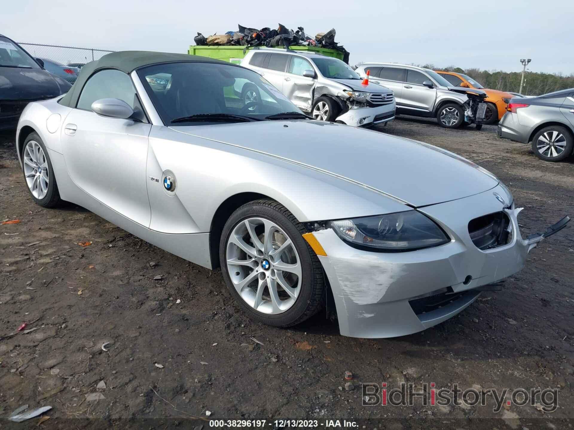 Photo 4USBU335X6LW59128 - BMW Z4 2006