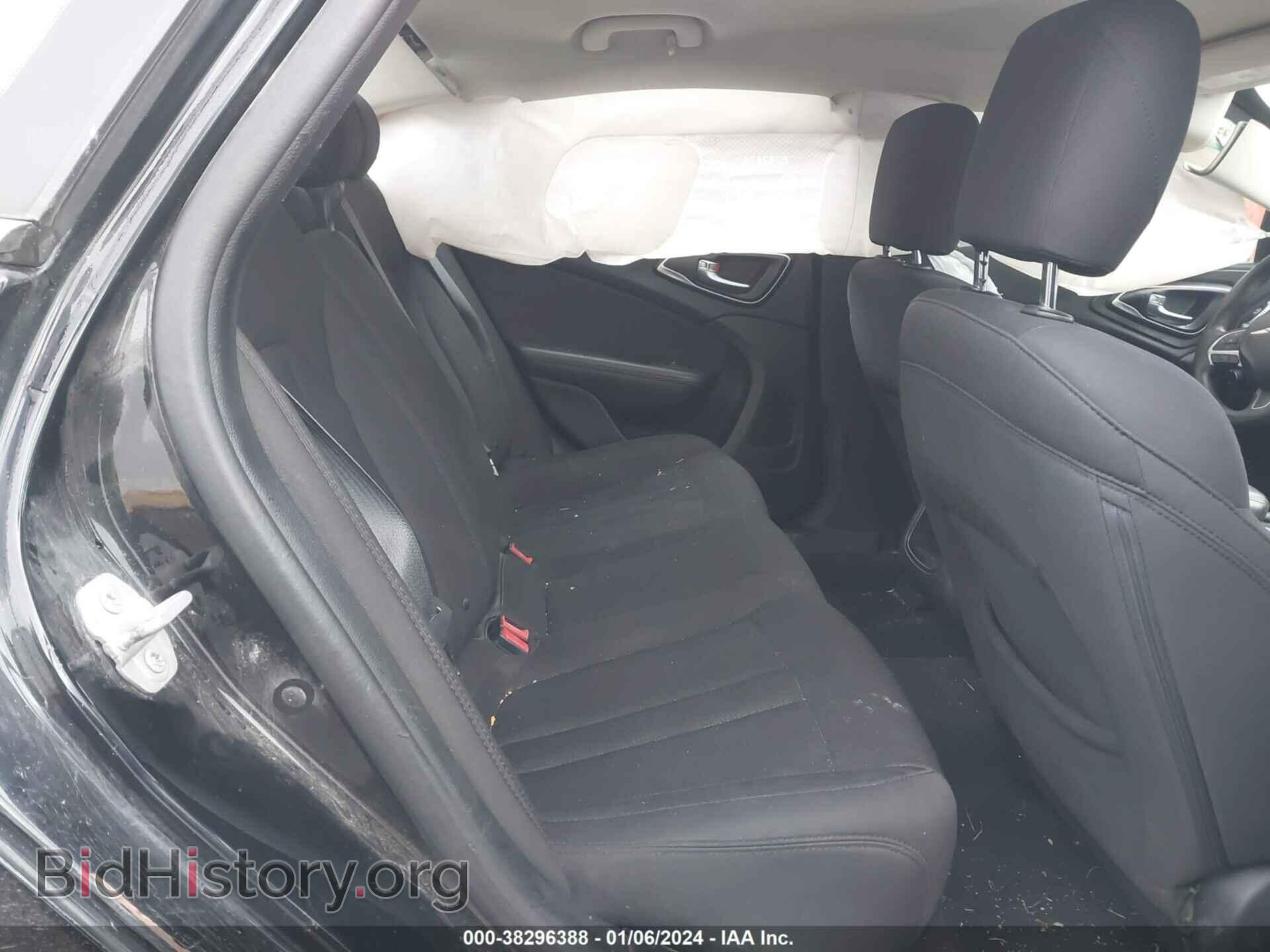 2016 CHRYSLER 200 - VIN: 1C3CCCAB8GN157623 - Фото 8