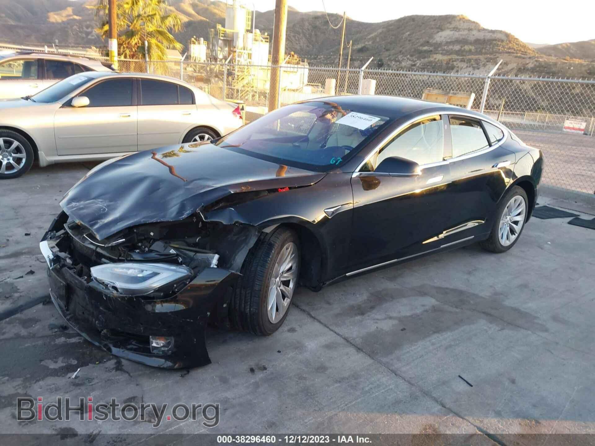 2017 TESLA MODEL S - VIN: 5YJSA1E2XHF217154 - Photo 2