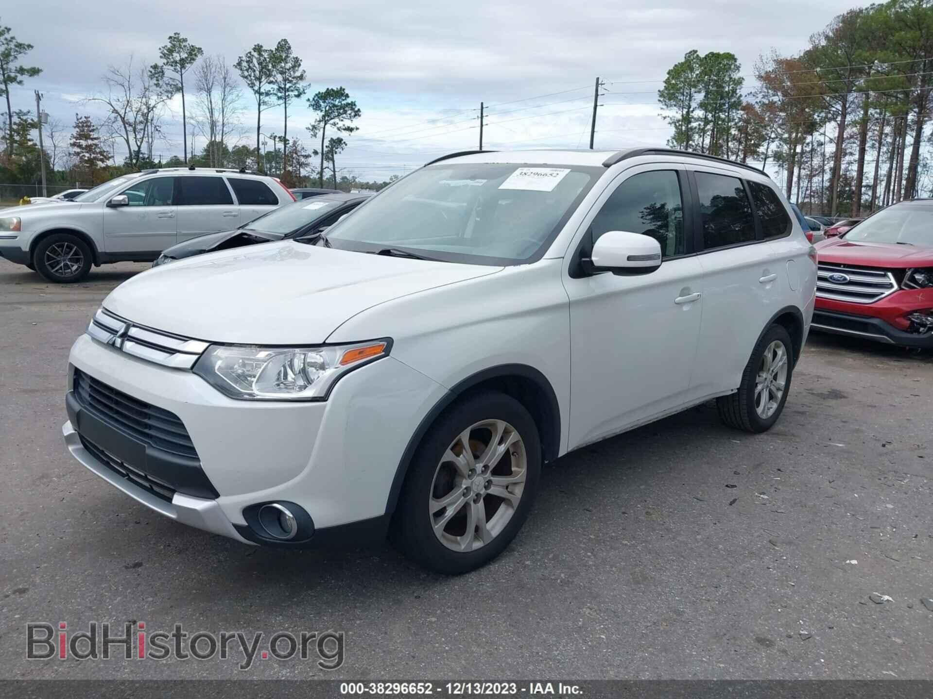 2015 MITSUBISHI OUTLANDER - VIN: JA4AD3A31FZ010196 - Фото 2