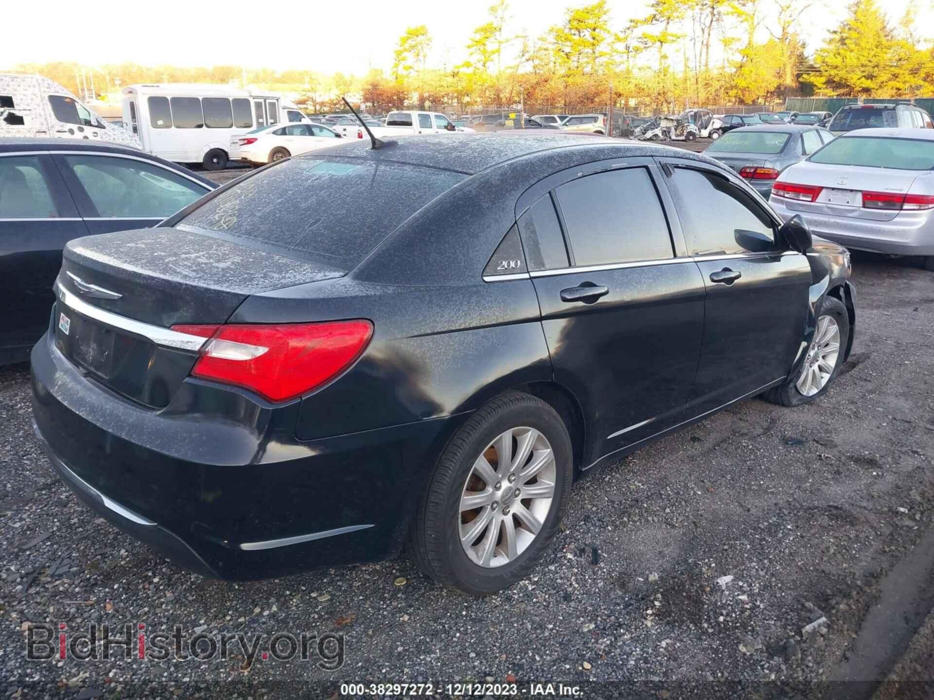 2012 CHRYSLER 200 - VIN: 1C3CCBBB0CN299600 - Фото 4