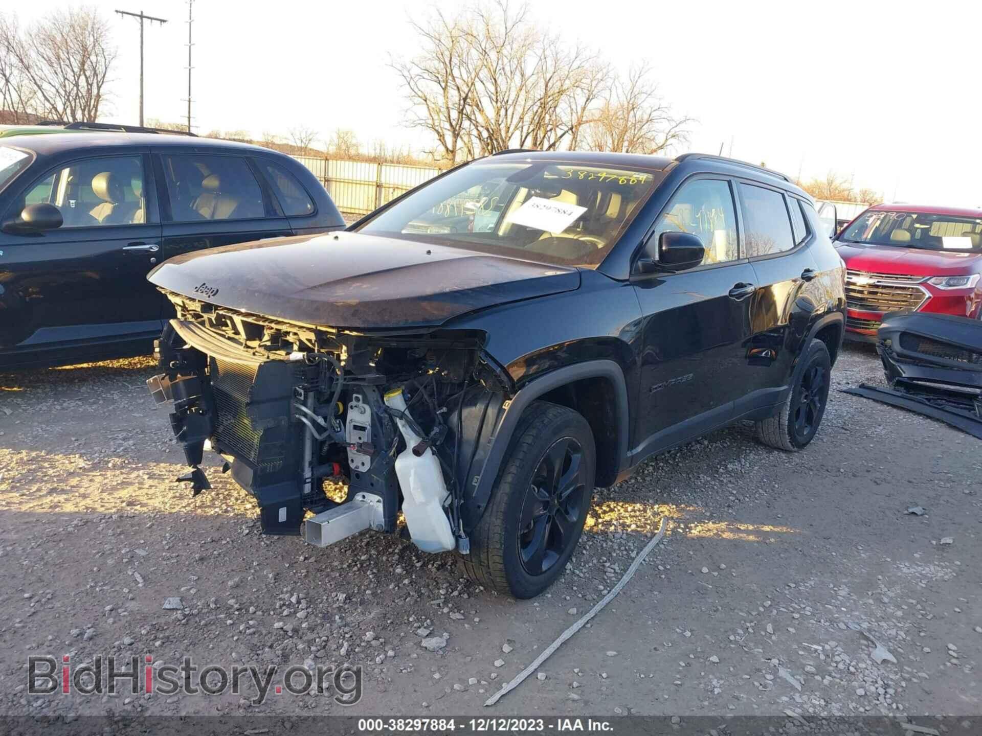 2018 JEEP COMPASS - VIN: 3C4NJDBB4JT325490 - Photo 2