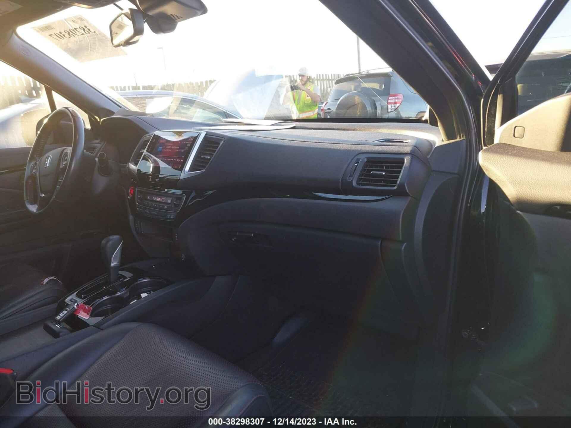 2017 HONDA RIDGELINE - VIN: 5FPYK3F84HB033115 - Фото 5