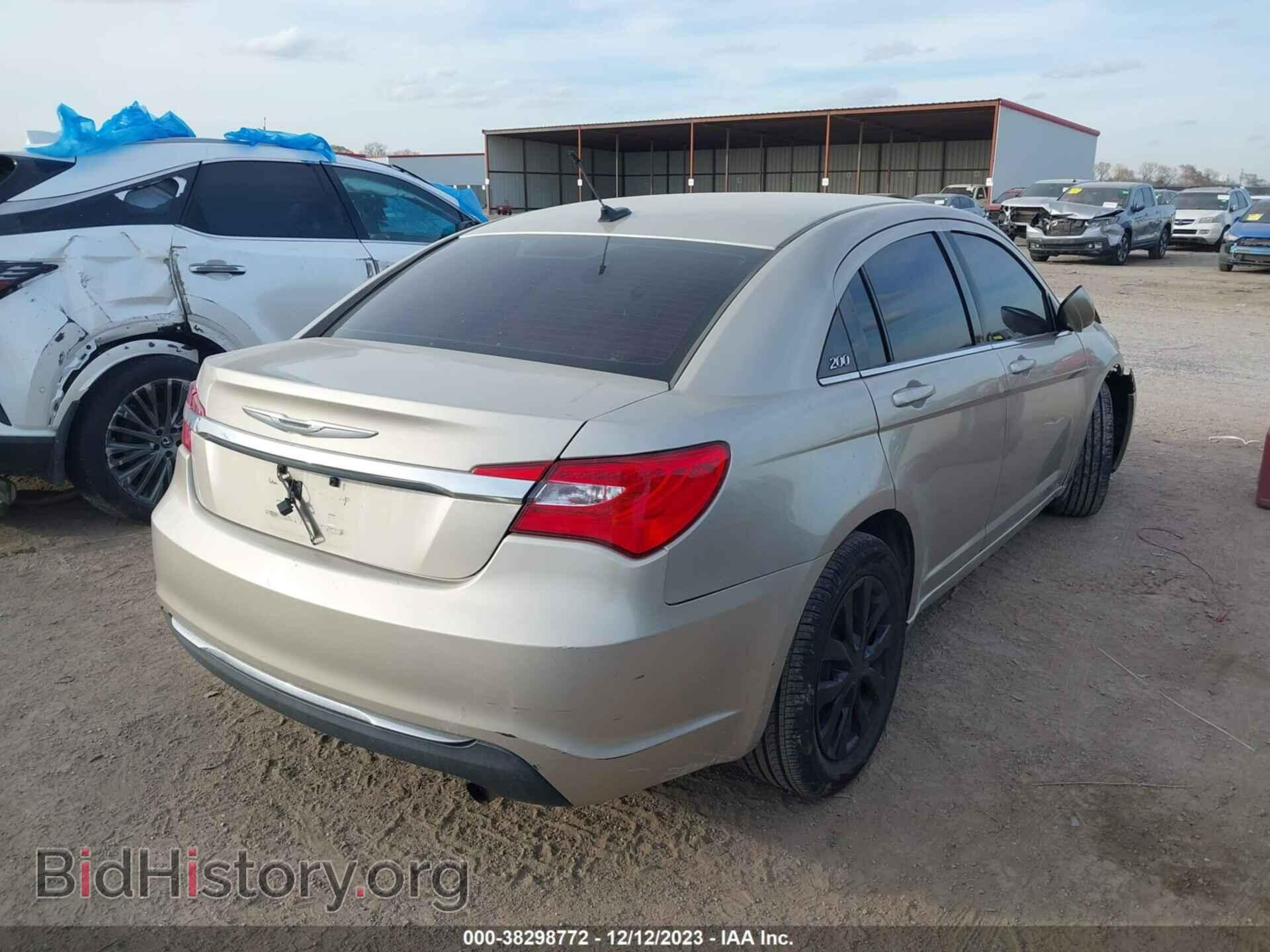 2013 CHRYSLER 200 - VIN: 1C3CCBAB2DN734975 - Photo 4