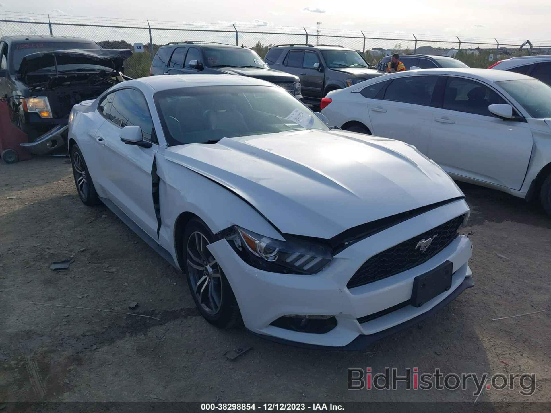 Photo 1FA6P8TH2G5282165 - FORD MUSTANG 2016