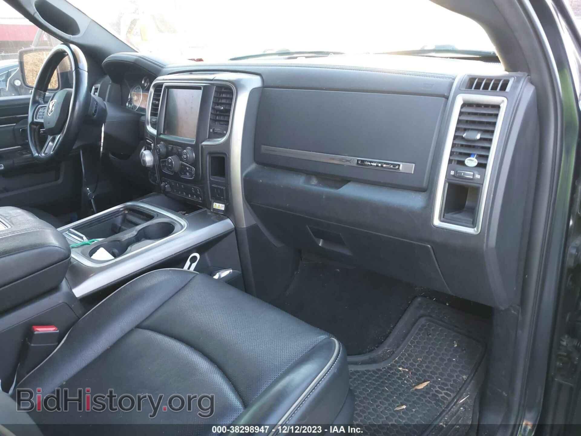 2017 RAM 1500 - VIN: 1C6RR7WM3HS572266 - Фото 5