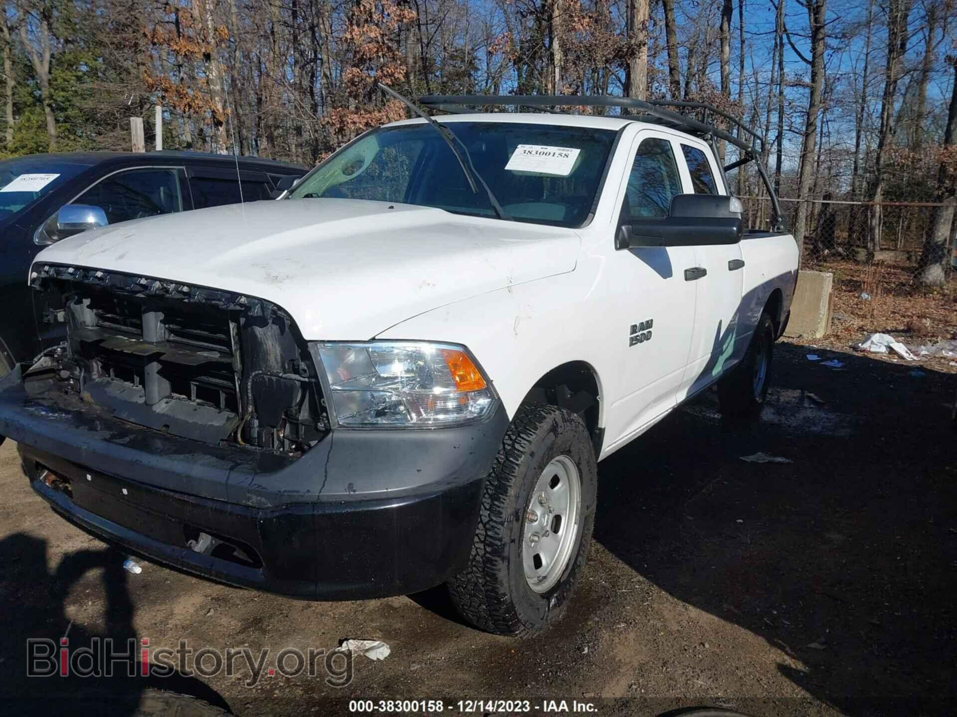 2017 RAM 1500 - VIN: 1C6RR7FG2HS781475 - Фото 2