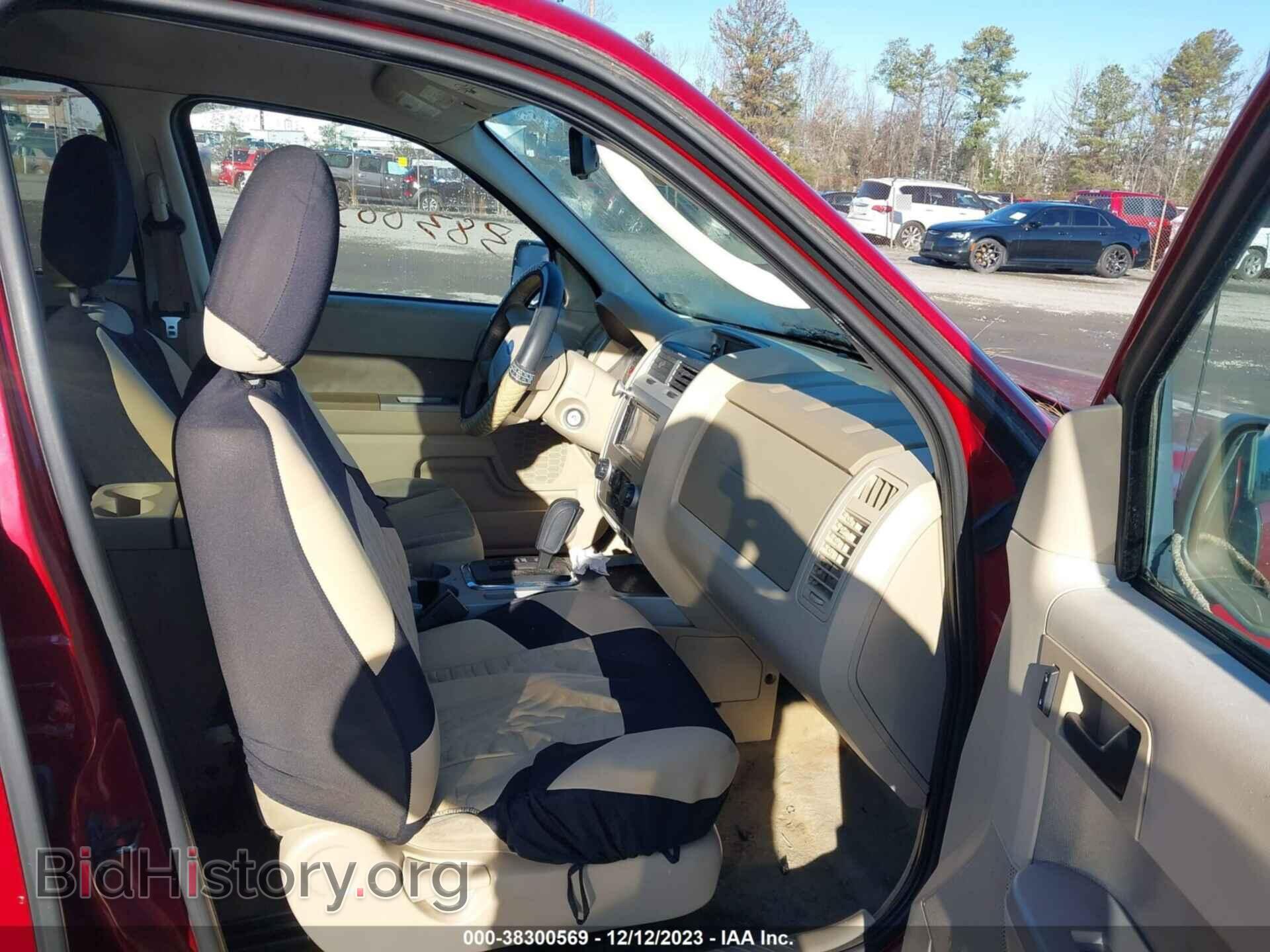 2010 FORD ESCAPE - VIN: 1FMCU0D75AKD12535 - Photo 5