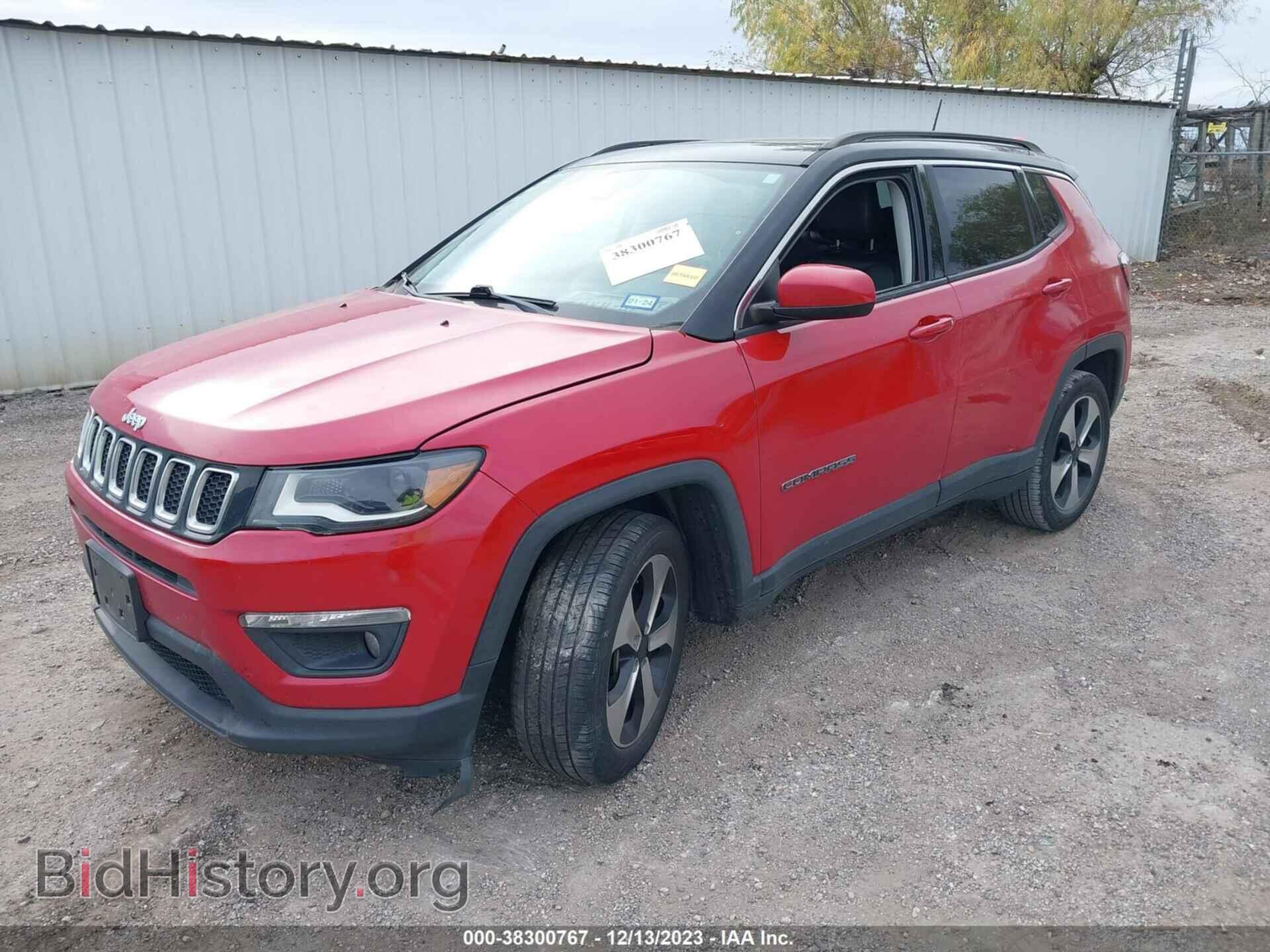 2018 JEEP COMPASS - VIN: 3C4NJCBB1JT134121 - Фото 2