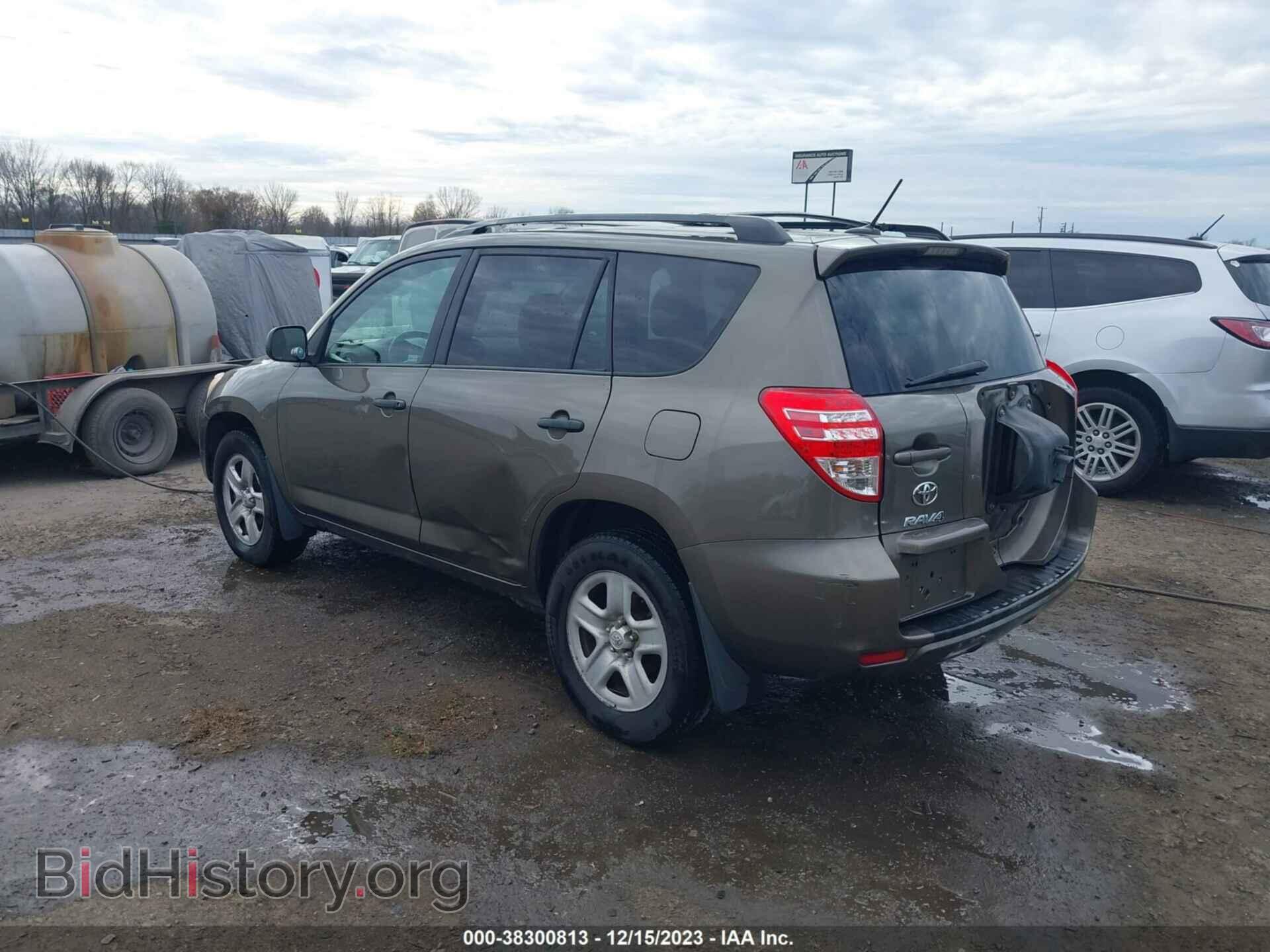 2011 TOYOTA RAV4 - VIN: 2T3ZF4DV8BW073666 - Фото 3