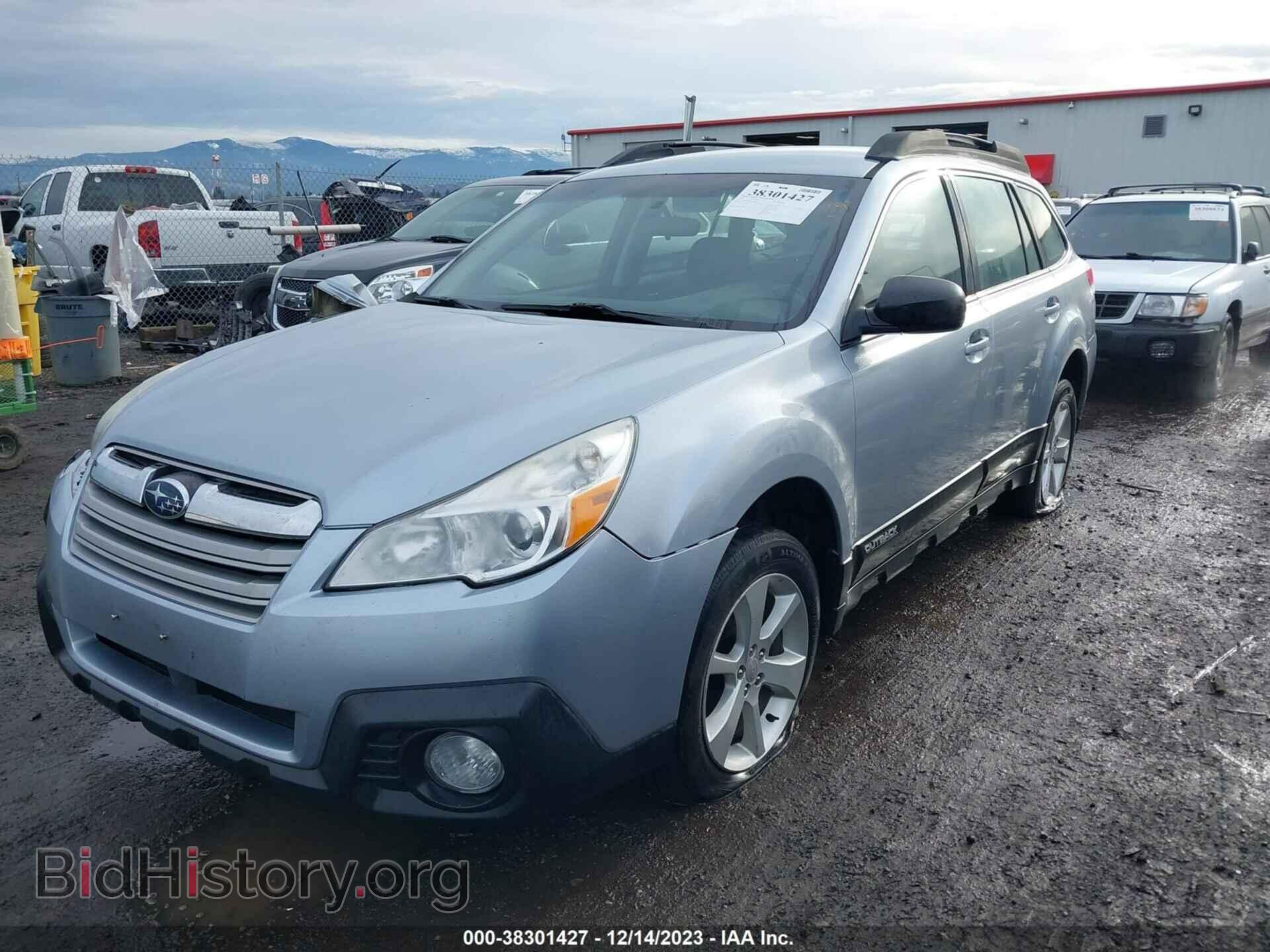 2014 SUBARU OUTBACK - VIN: 4S4BRBAC8E3240367 - Фото 2
