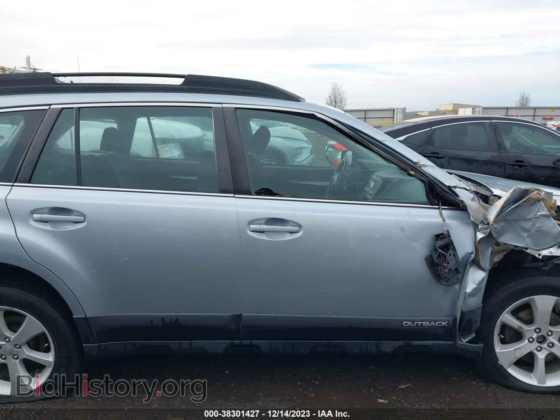 2014 SUBARU OUTBACK - VIN: 4S4BRBAC8E3240367 - Фото 13