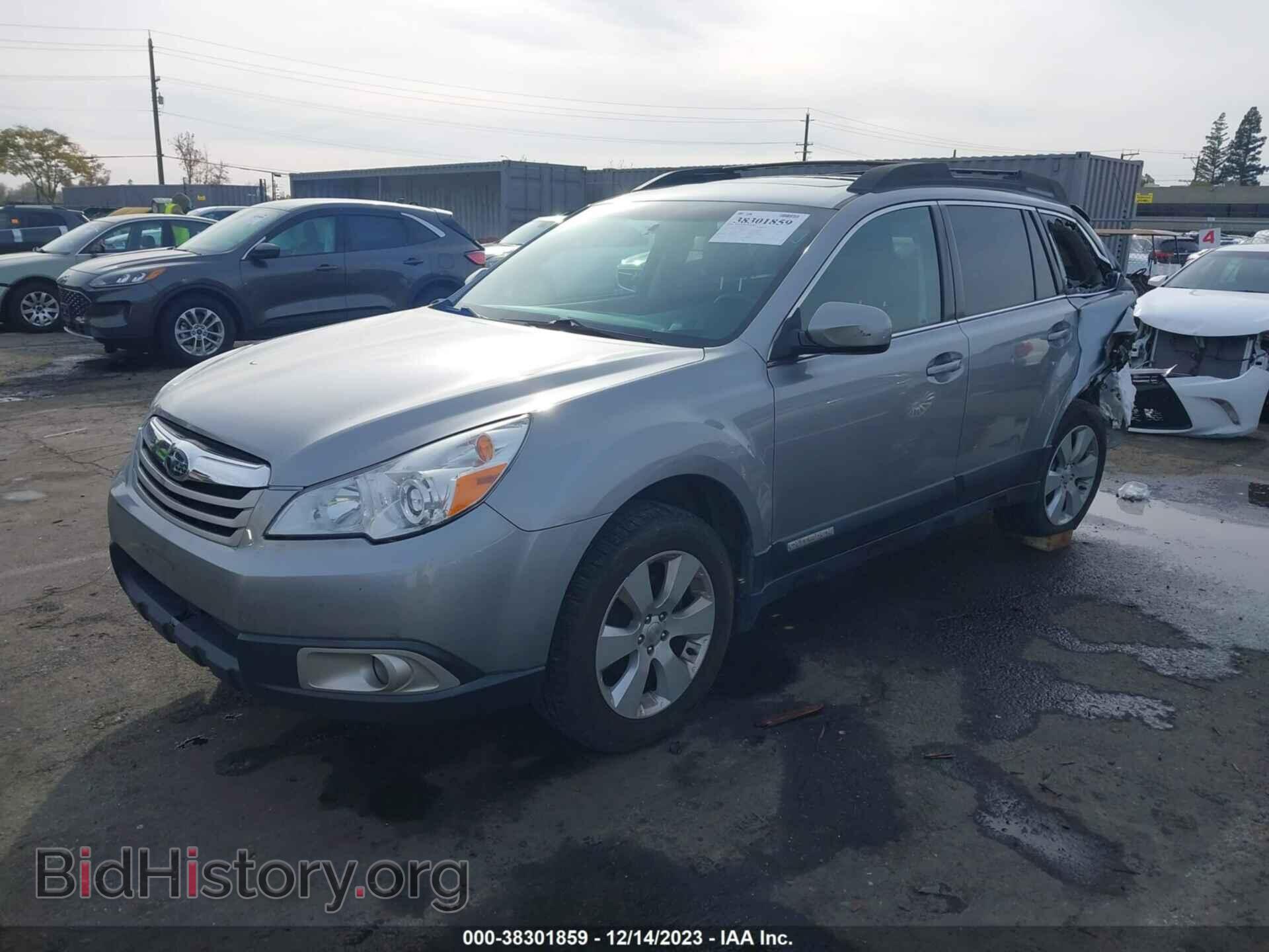2011 SUBARU OUTBACK - VIN: 4S4BRBGC3B3339200 - Фото 2
