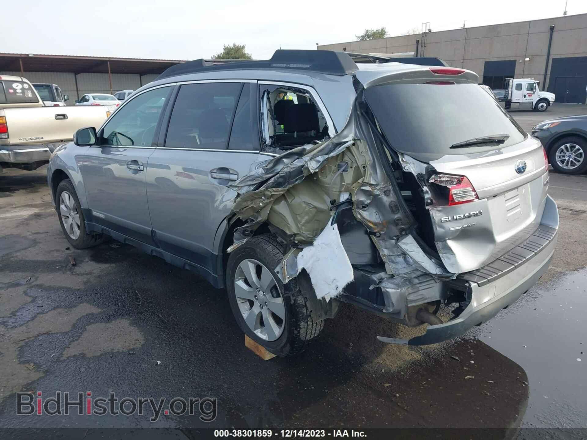 2011 SUBARU OUTBACK - VIN: 4S4BRBGC3B3339200 - Фото 3