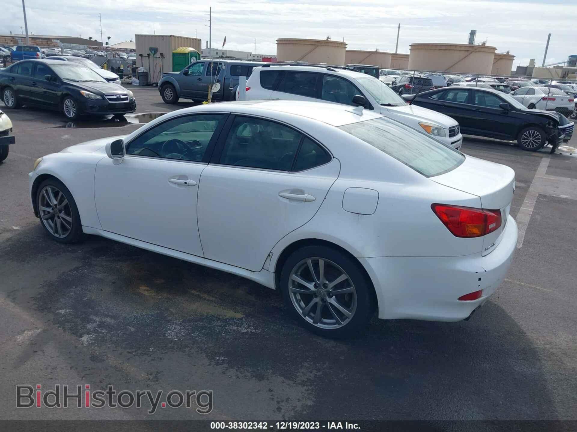 2008 LEXUS IS 250 - VIN: JTHBK262285083239 - Фото 3