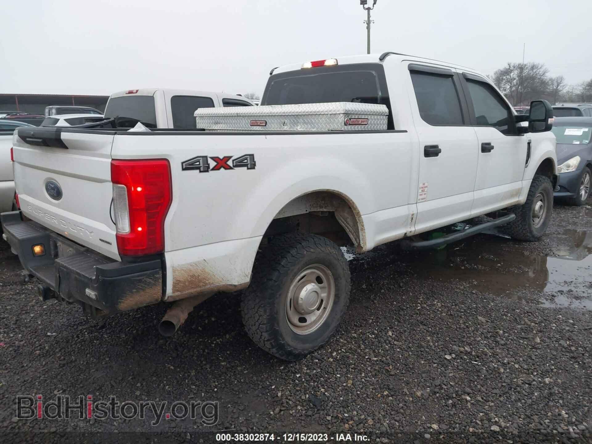 2017 FORD F-250 - VIN: 1FT7W2B60HEE98645 - Фото 4