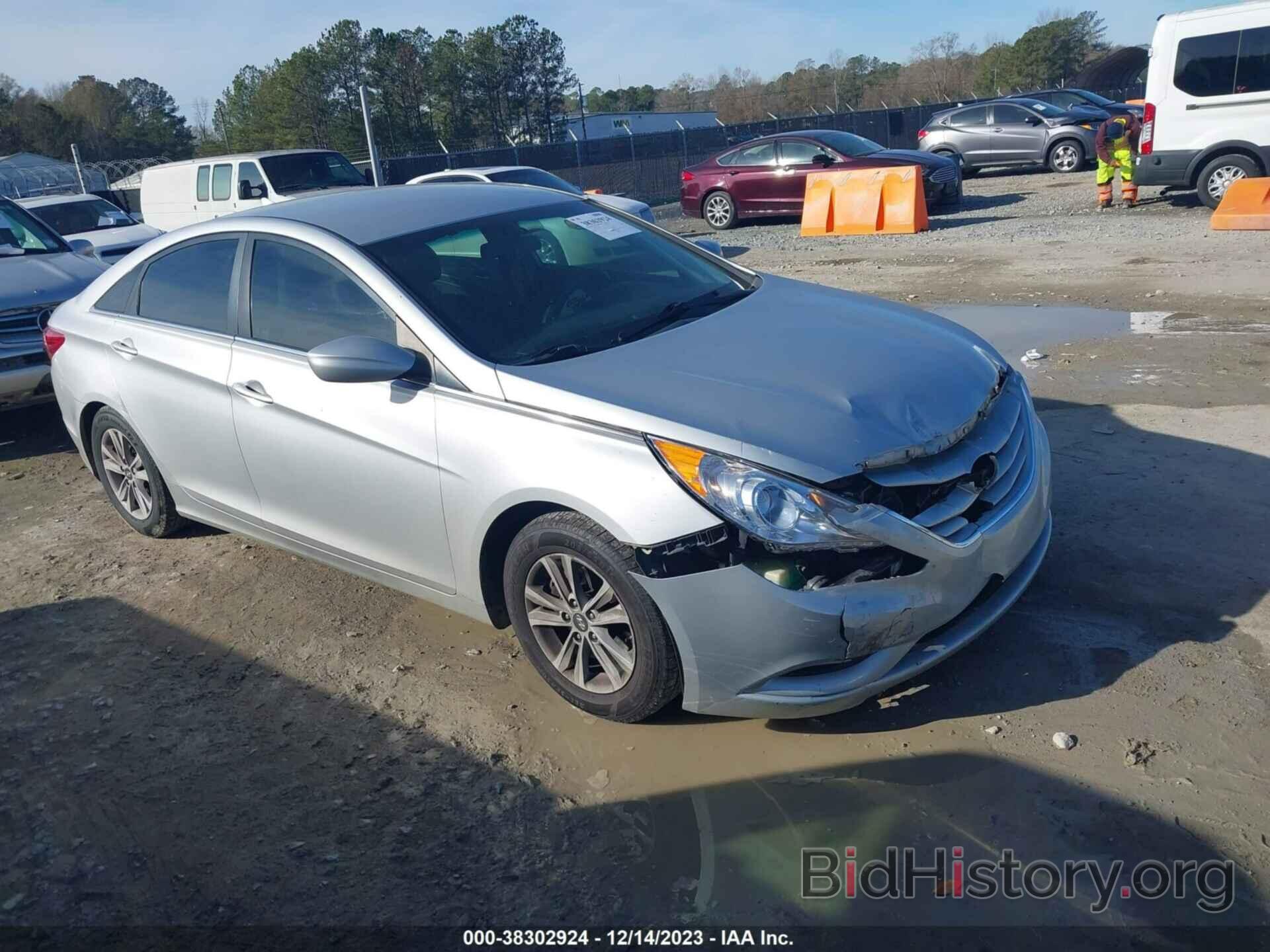 Photo 5NPEB4AC8BH209850 - HYUNDAI SONATA 2011