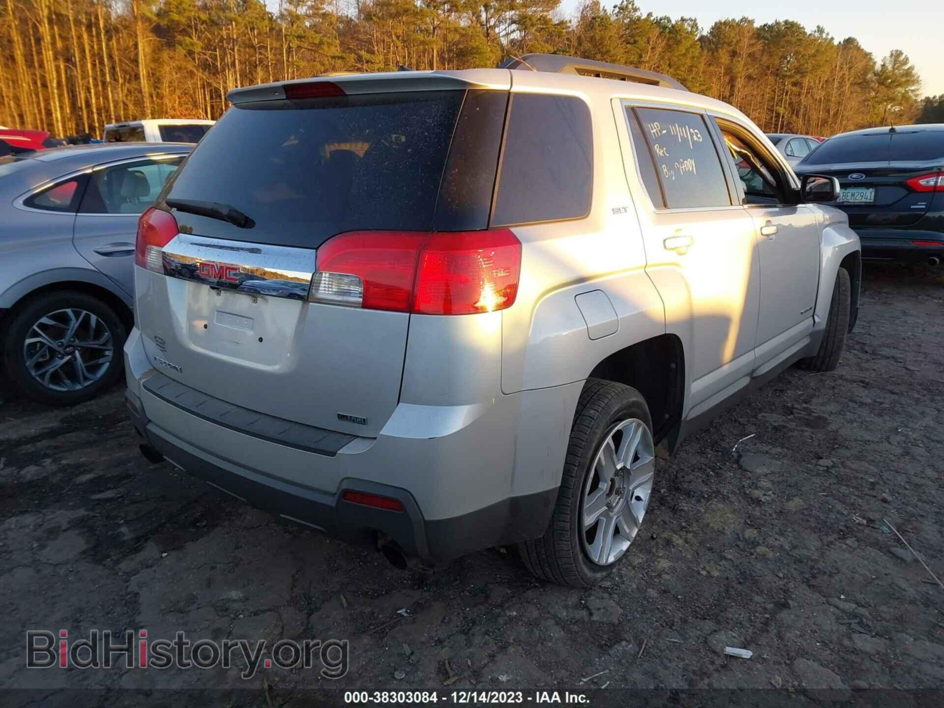2011 GMC TERRAIN - VIN: 2CTFLUE50B6427786 - Photo 4
