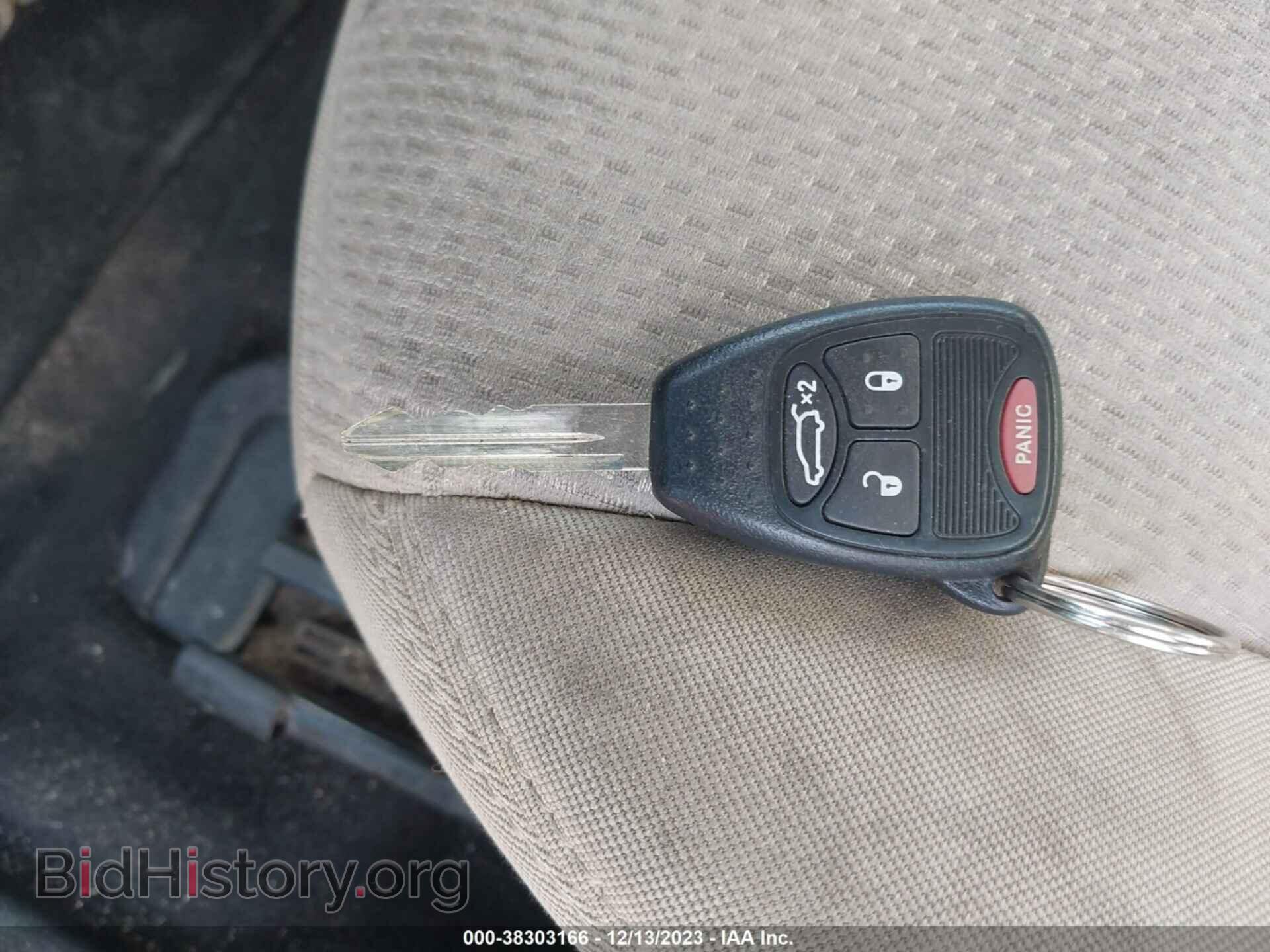 2011 CHRYSLER 200 - VIN: 1C3BC1FB5BN584064 - Фото 11