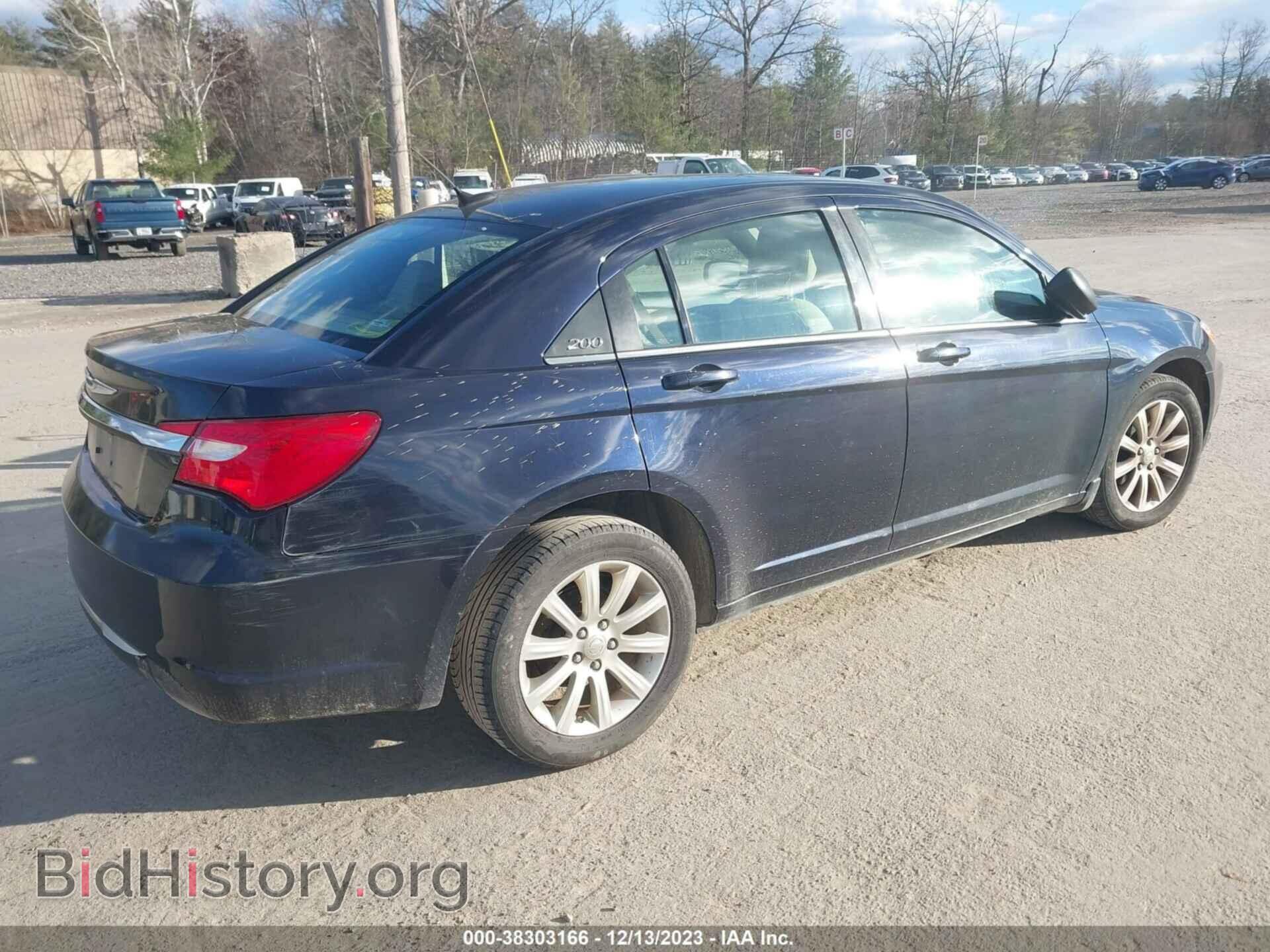 2011 CHRYSLER 200 - VIN: 1C3BC1FB5BN584064 - Фото 4