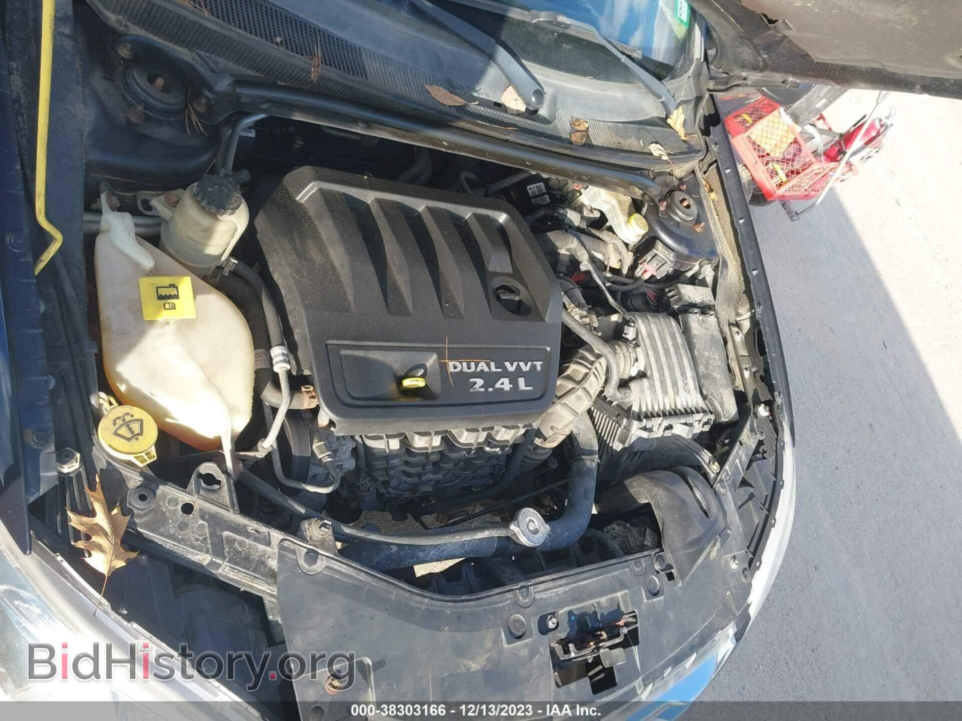 2011 CHRYSLER 200 - VIN: 1C3BC1FB5BN584064 - Фото 10