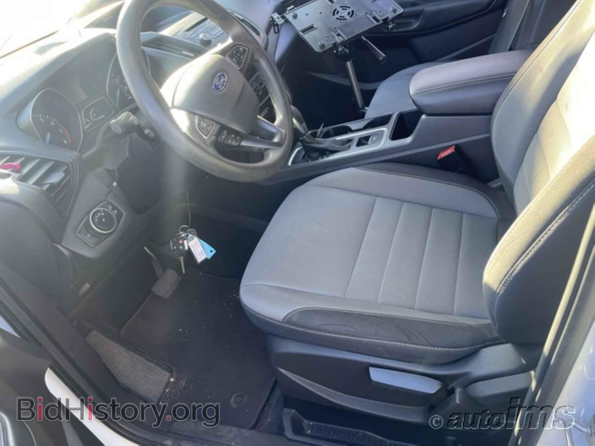 2017 FORD ESCAPE - VIN: 1FMCU0F79HUC03782 - Фото 2