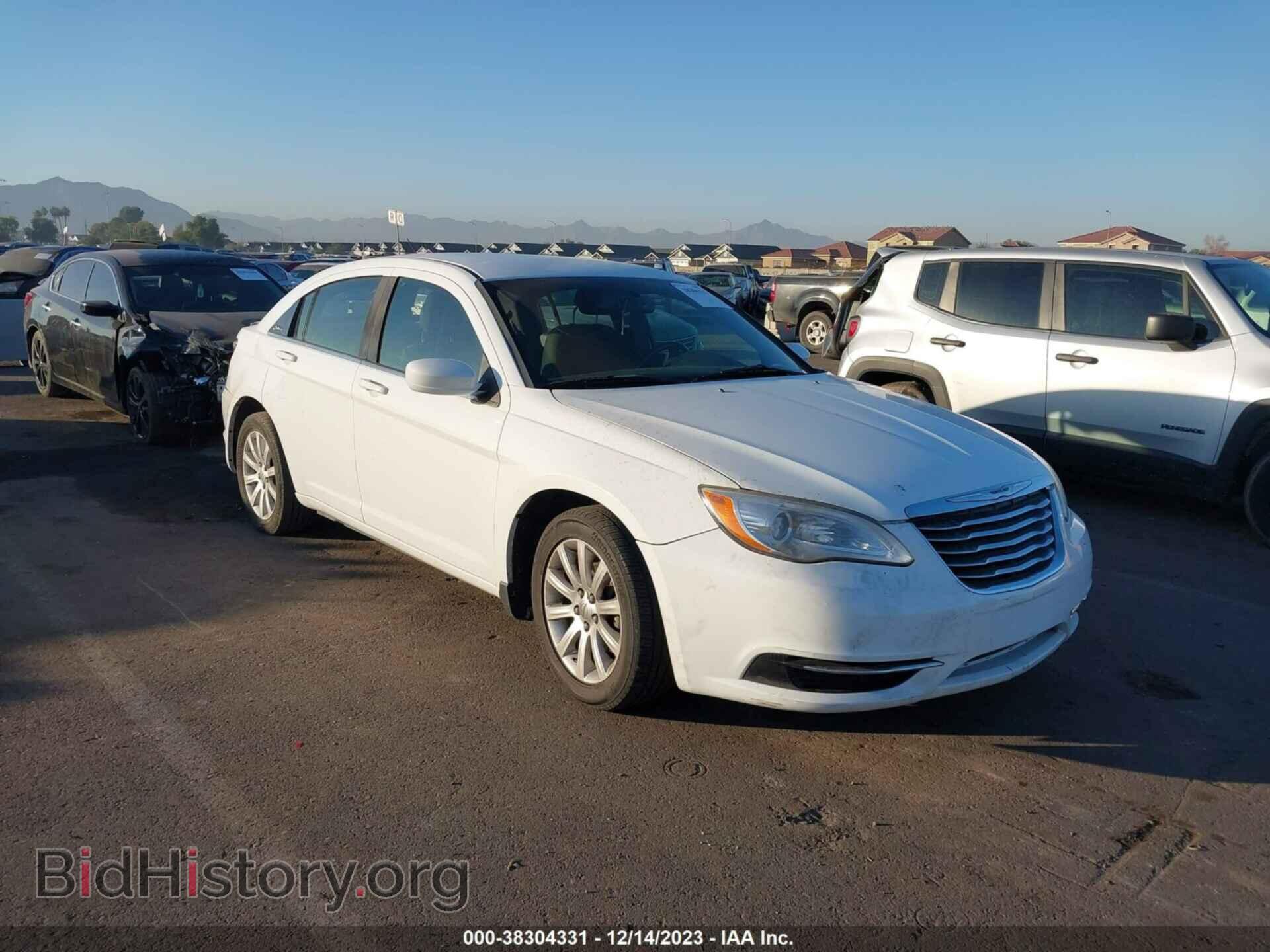Photo 1C3BC1FB5BN558659 - CHRYSLER 200 2011