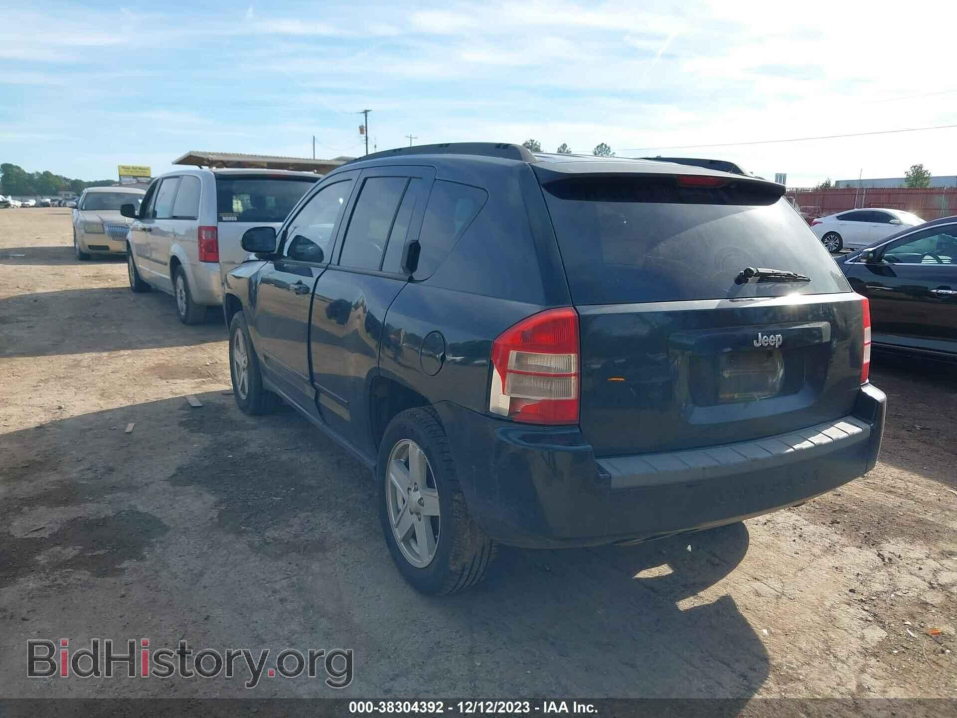 2010 JEEP COMPASS - VIN: 1J4NT4FA9AD506404 - Фото 3