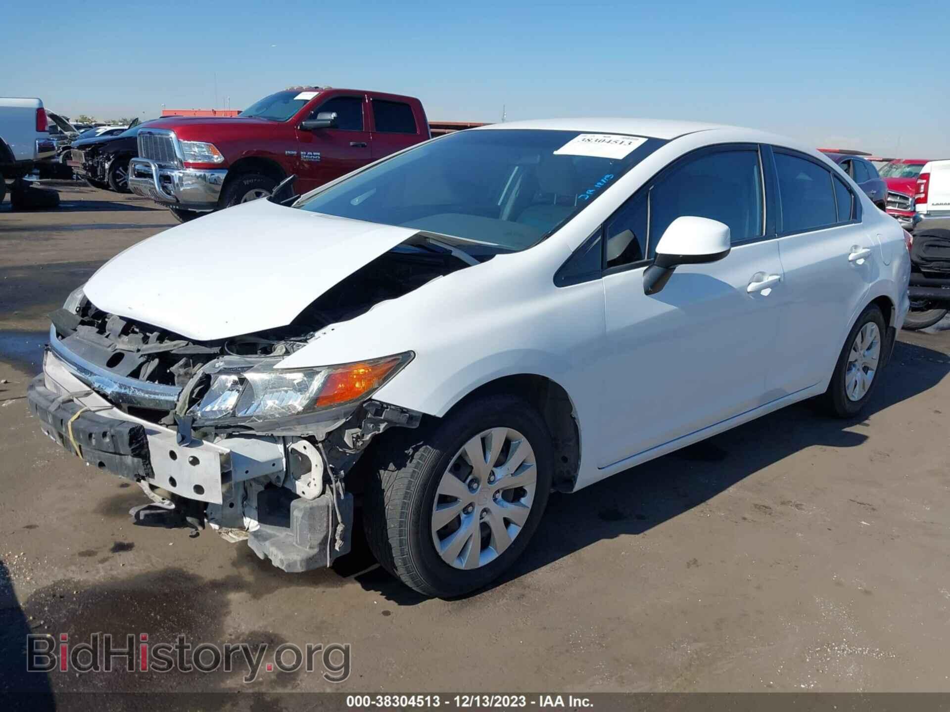 2012 HONDA CIVIC - VIN: 2HGFB2F50CH576322 - Фото 2