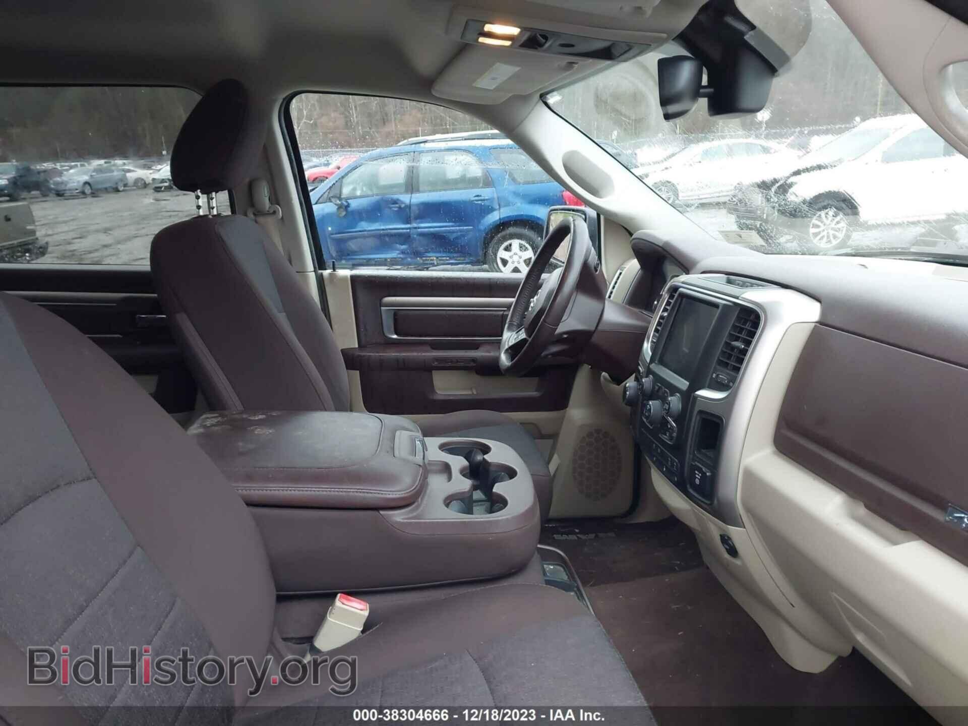2016 RAM 1500 - VIN: 3C6RR7LT8GG301687 - Фото 5