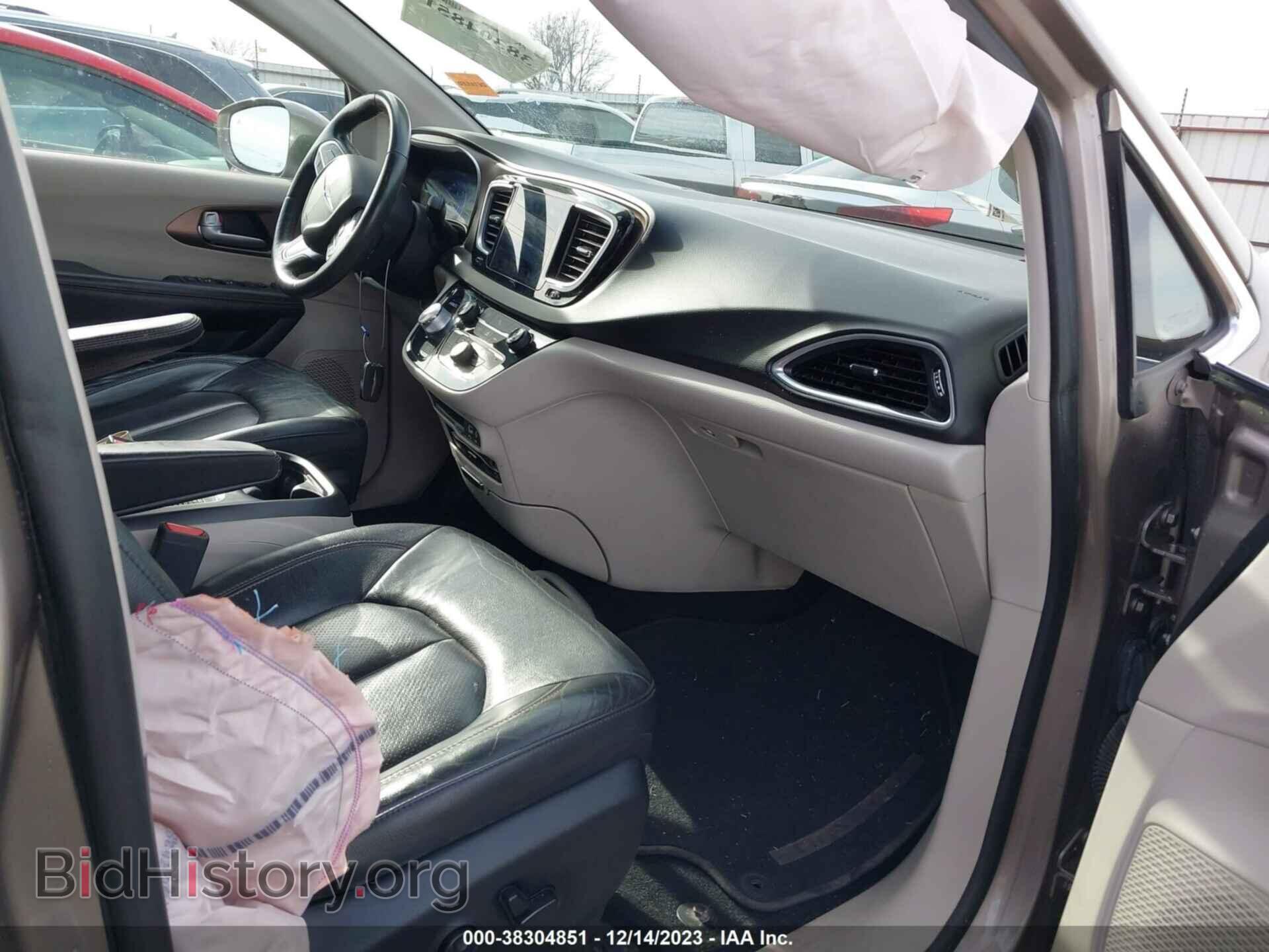 2017 CHRYSLER PACIFICA - VIN: 2C4RC1EG6HR835743 - Photo 5