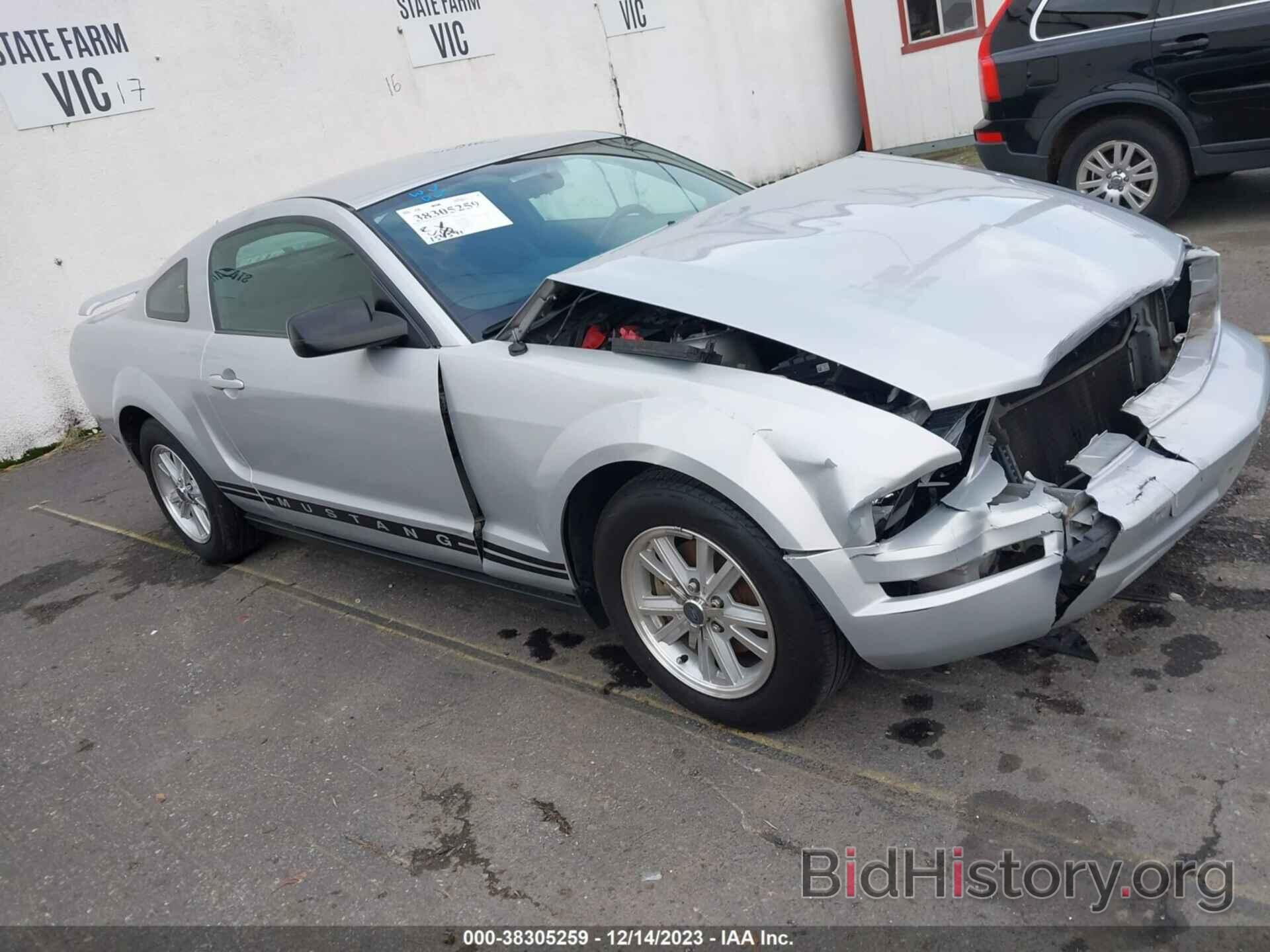 Photo 1ZVFT80N465105418 - FORD MUSTANG 2006