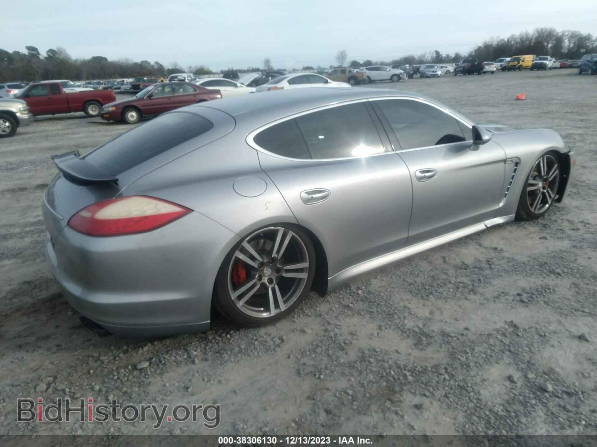 2011 PORSCHE PANAMERA - VIN: WP0AC2A74BL090175 - Фото 4