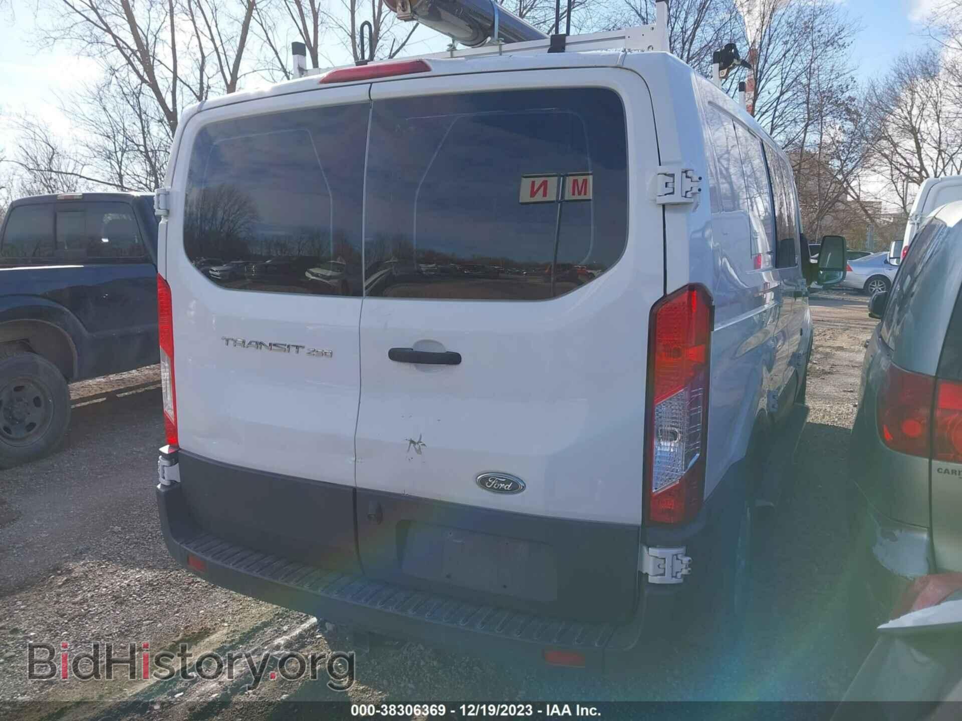 2017 FORD TRANSIT-250 - VIN: 1FTYR1ZM2HKB10357 - Фото 4