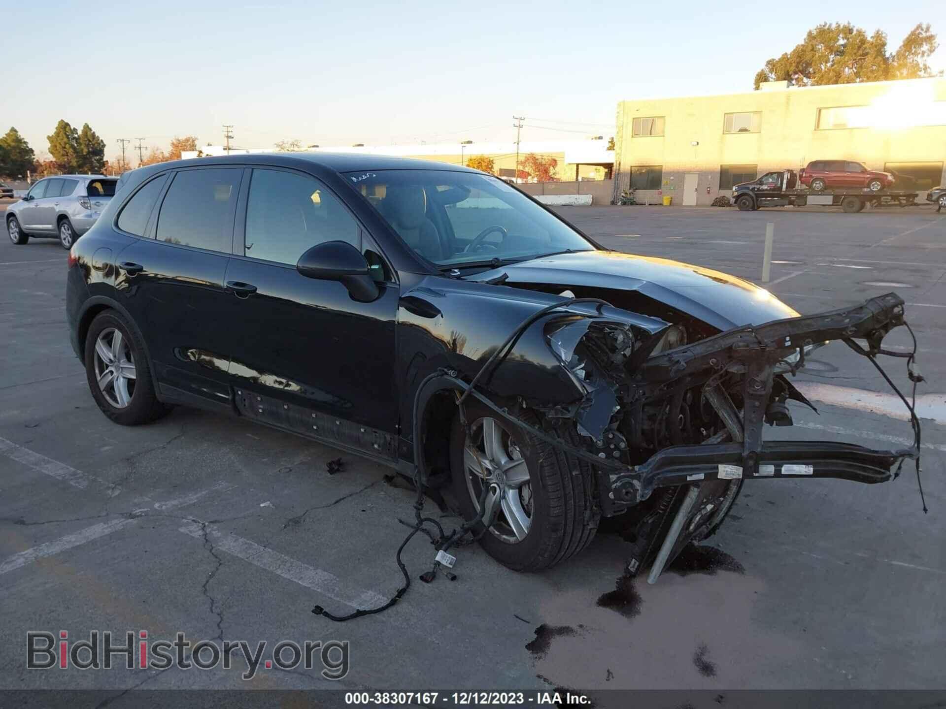 Photo WP1AB2A23BLA50045 - PORSCHE CAYENNE 2011