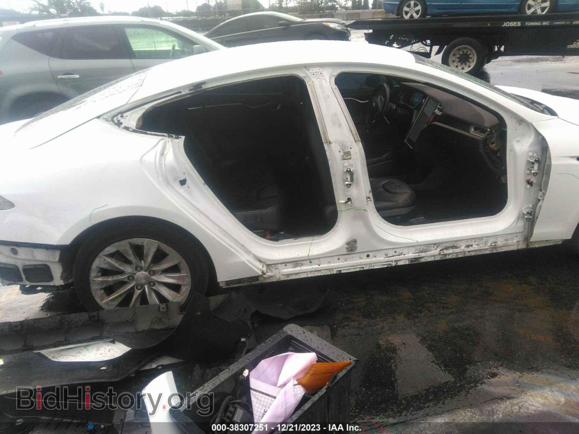 2014 TESLA MODEL S - VIN: 5YJSA1H16EFP60757 - Photo 6