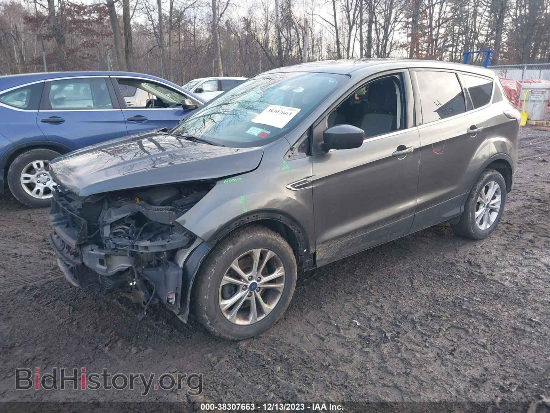 2017 FORD ESCAPE - VIN: 1FMCU9G96HUB16331 - Фото 2