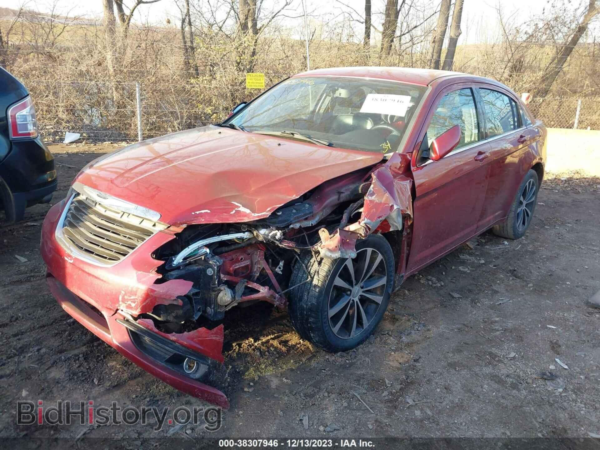 2014 CHRYSLER 200 - VIN: 1C3CCBCG1EN173047 - Фото 2