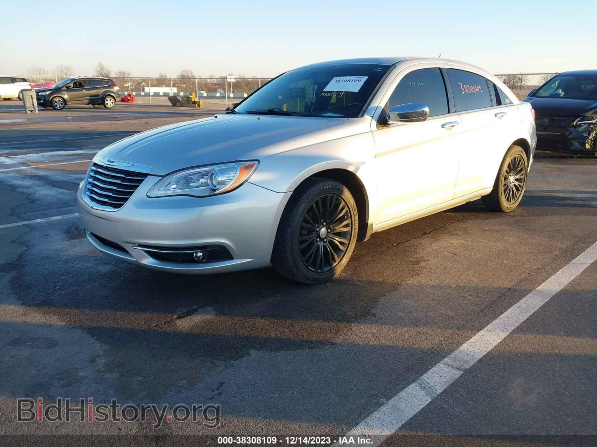 2012 CHRYSLER 200 - VIN: 1C3CCBCG4CN327019 - Photo 2