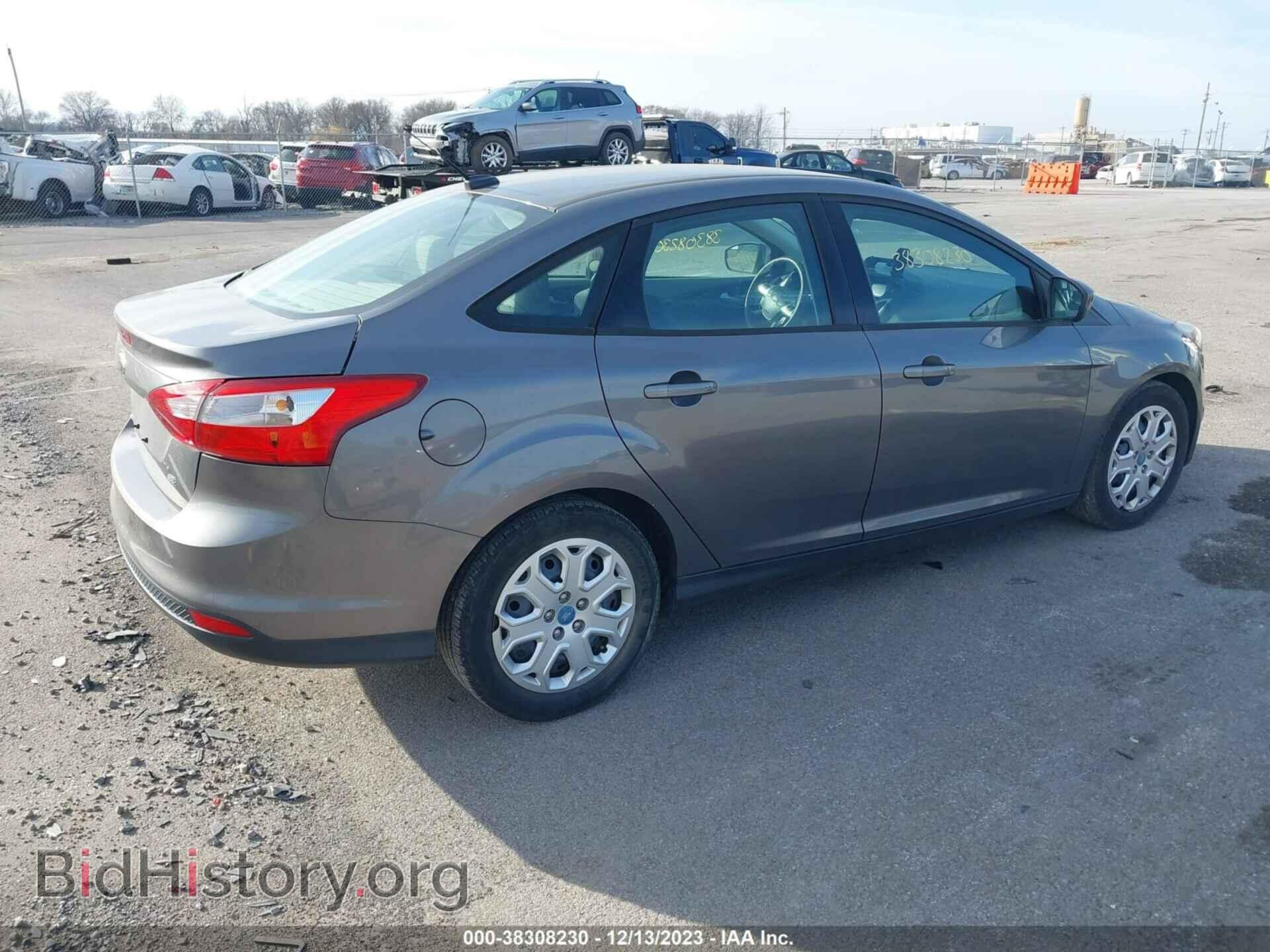 2012 FORD FOCUS - VIN: 1FAHP3F23CL109781 - Photo 4