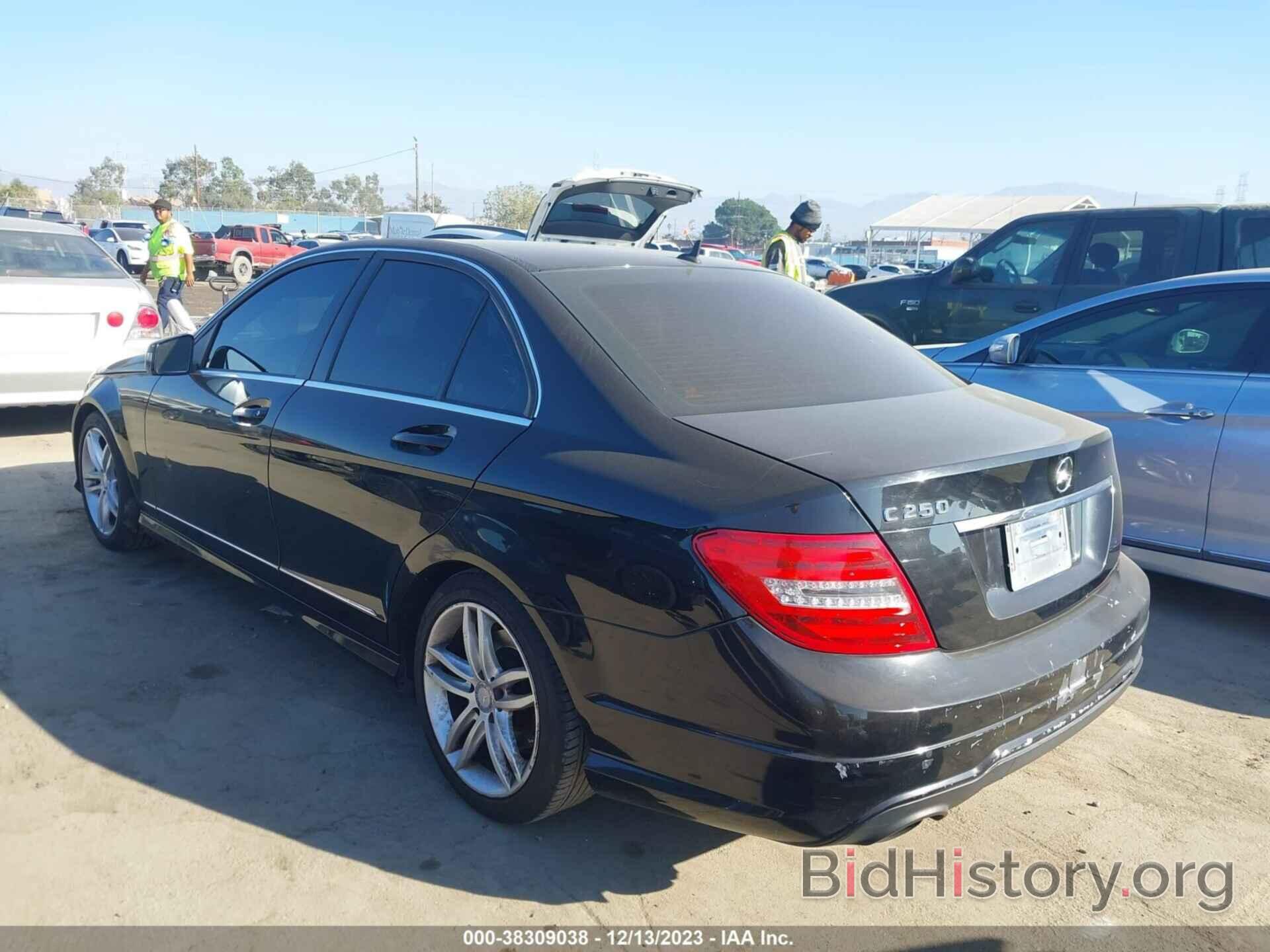 Report Wddgf Hb Ea Mercedes Benz C Black Gasoline Price And Damage History